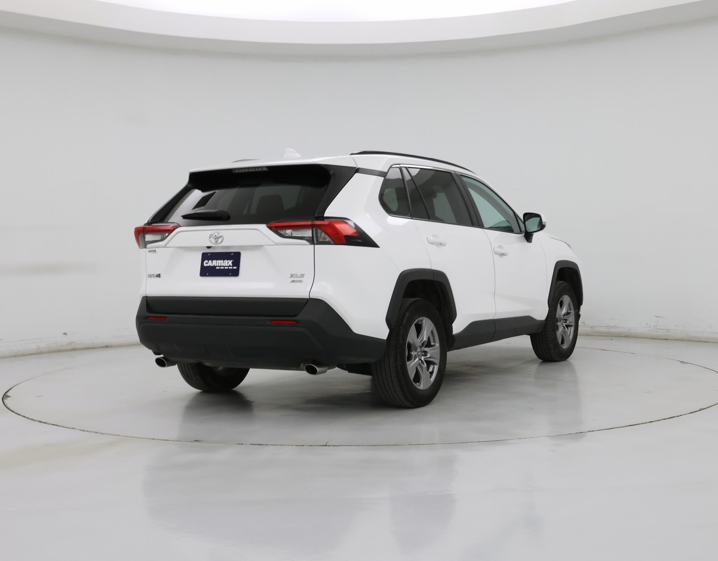 Thumbnail: 2025 Toyota RAV4 - 8