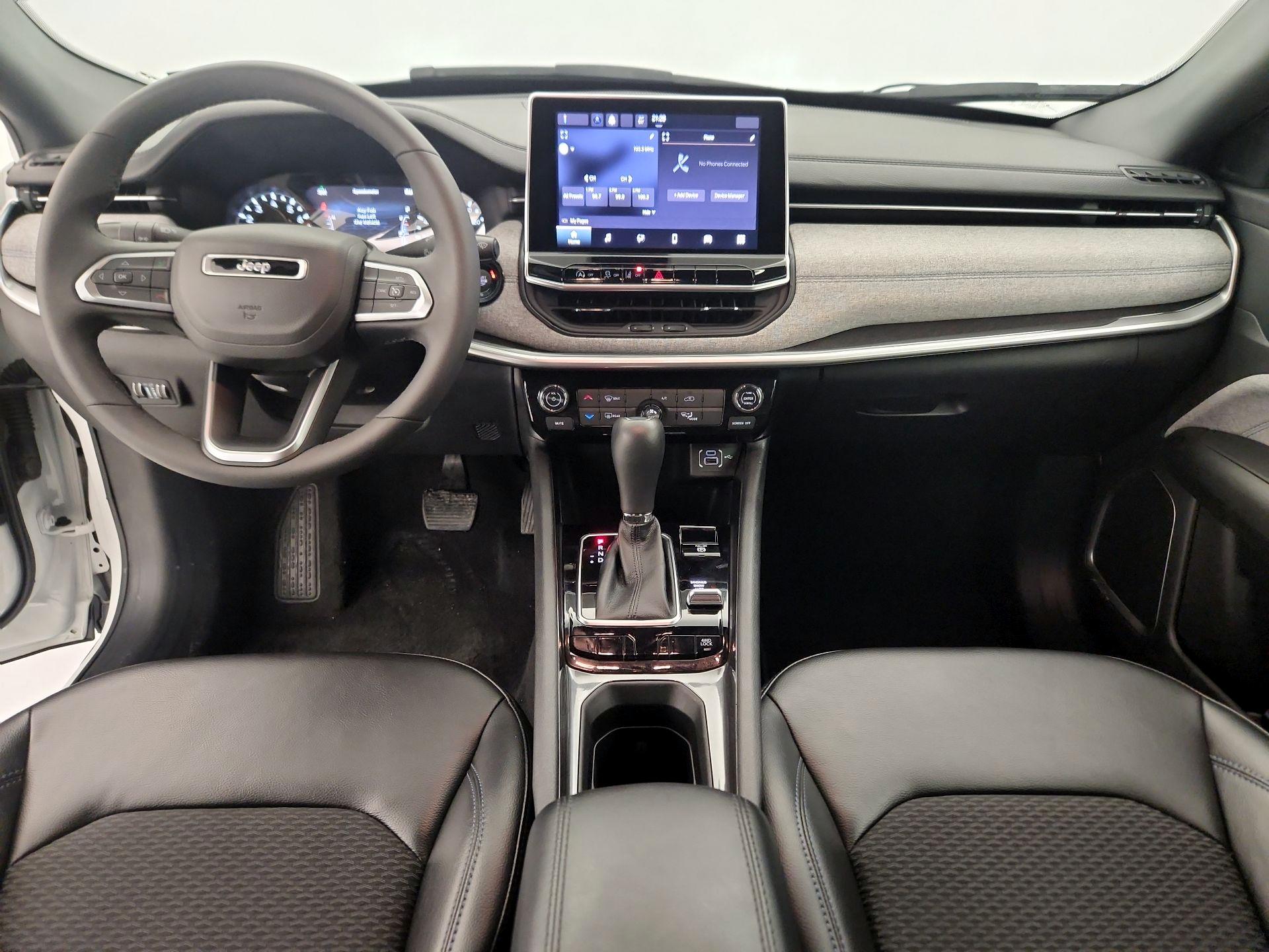 Thumbnail: 2023 Jeep Compass - 9