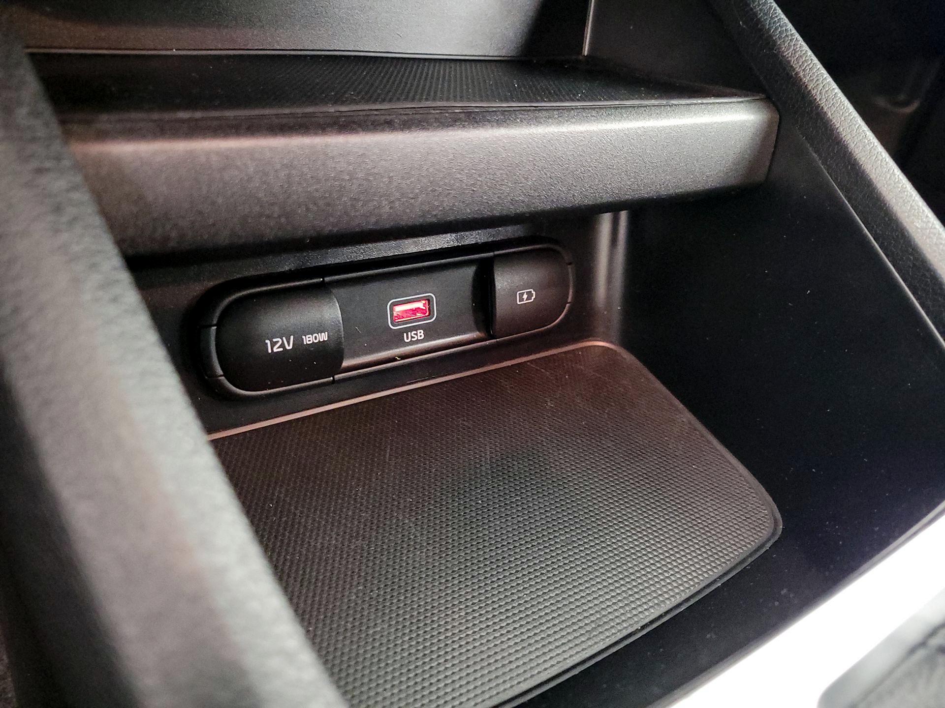 Thumbnail: 2024 Kia Forte - 18