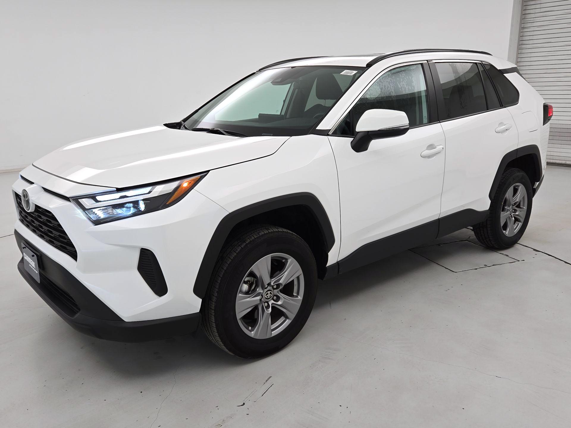 Thumbnail: 2025 Toyota RAV4 - 3