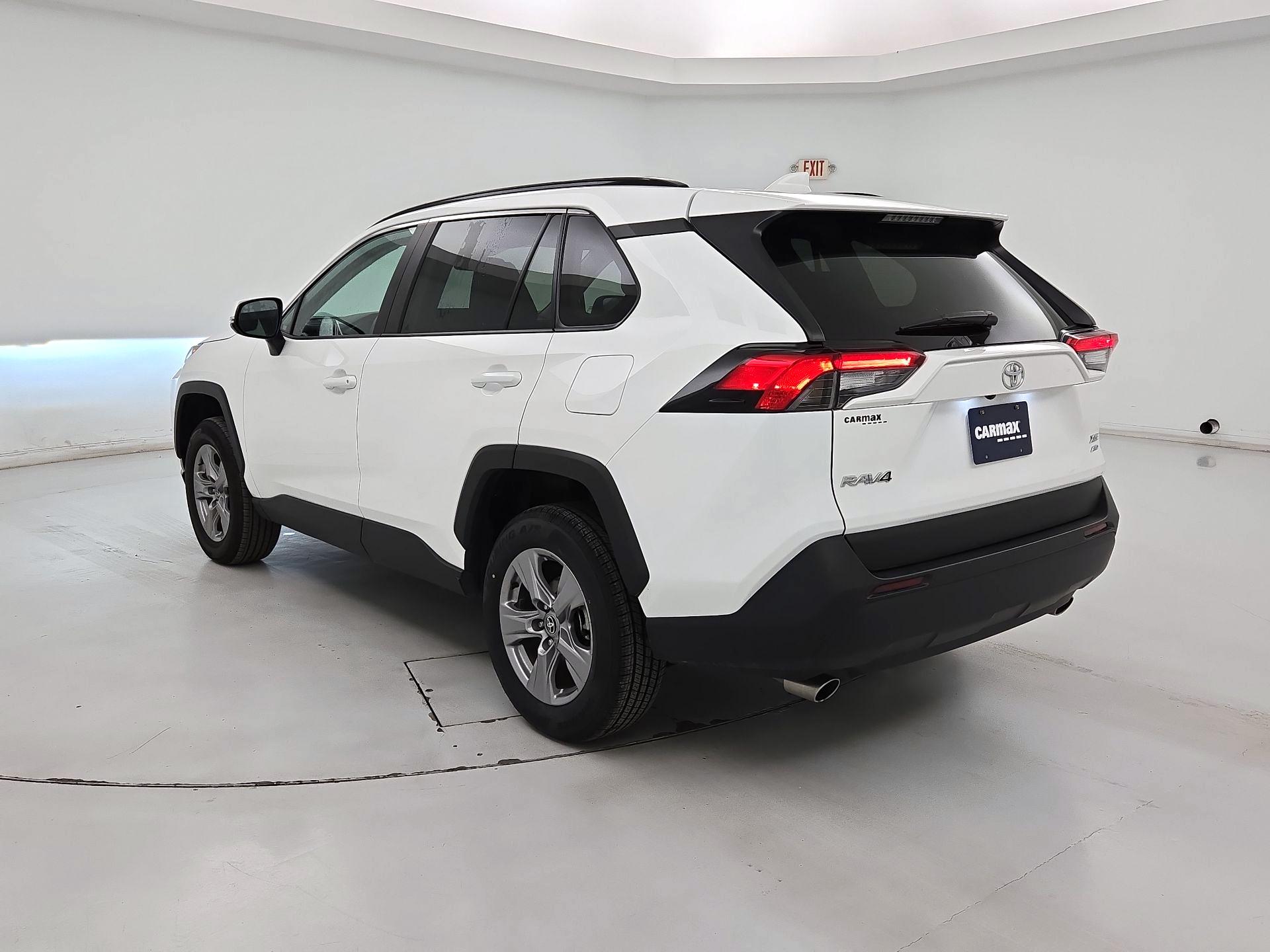 Thumbnail: 2025 Toyota RAV4 - 7