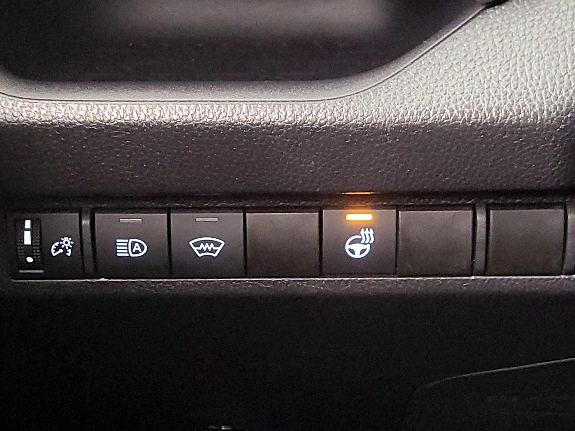 Thumbnail: 2025 Toyota RAV4 - 13