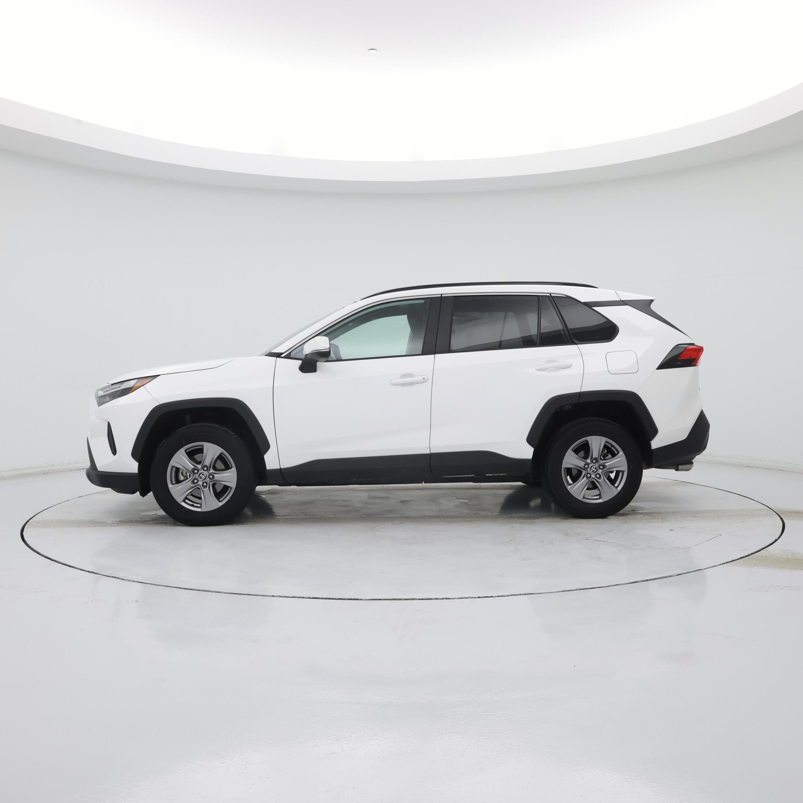 Thumbnail: 2025 Toyota RAV4 - 3