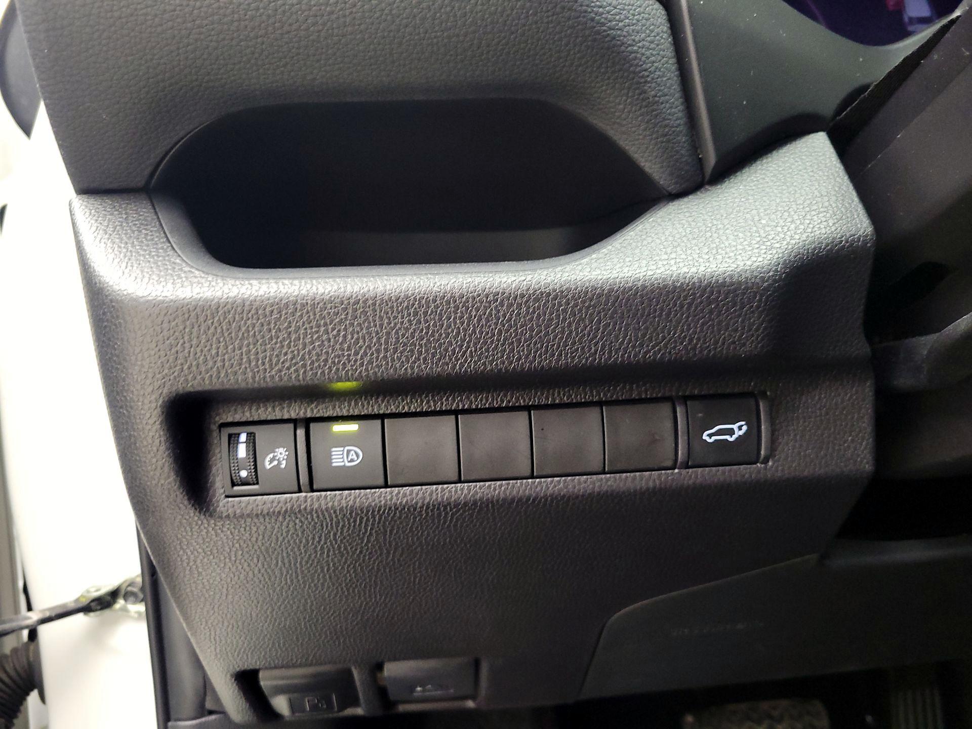 Thumbnail: 2025 Toyota RAV4 - 13