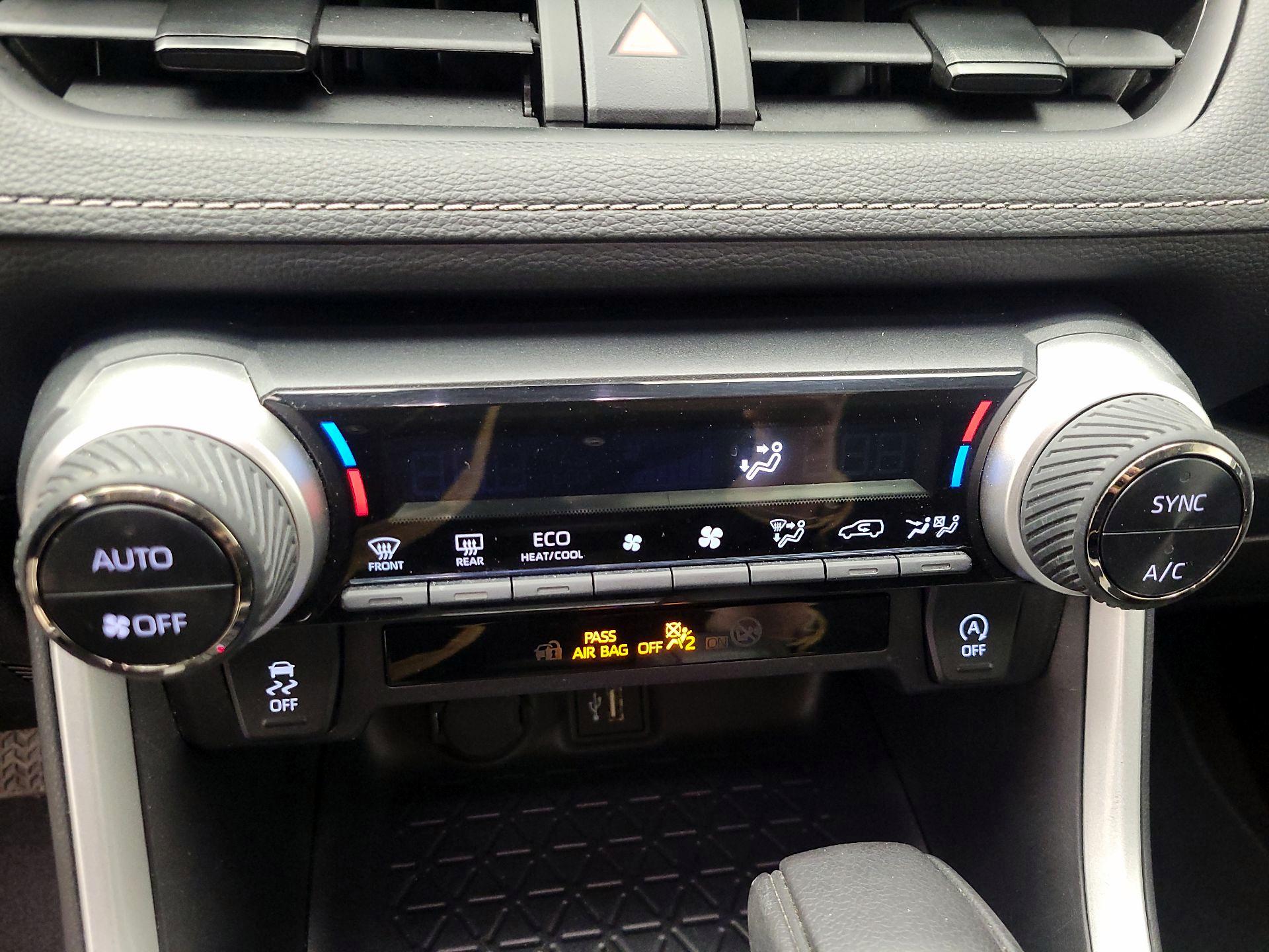 Thumbnail: 2025 Toyota RAV4 - 16