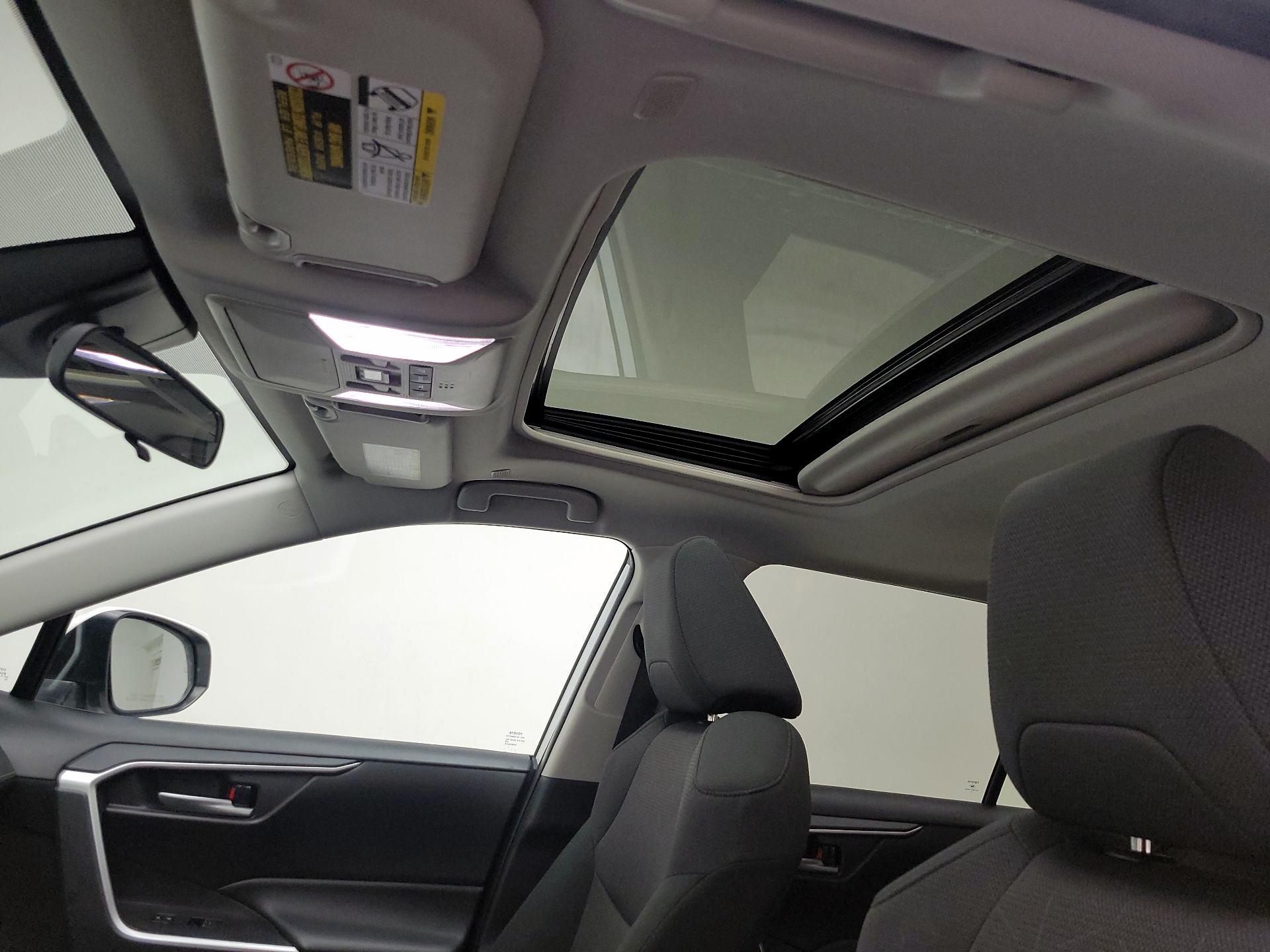 Thumbnail: 2025 Toyota RAV4 - 19