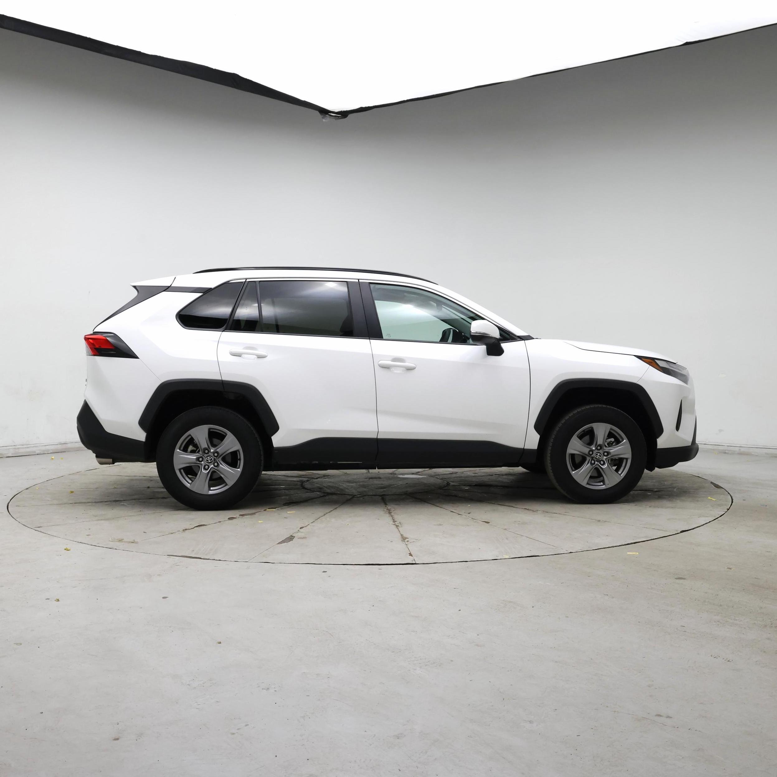 Thumbnail: 2025 Toyota RAV4 - 7