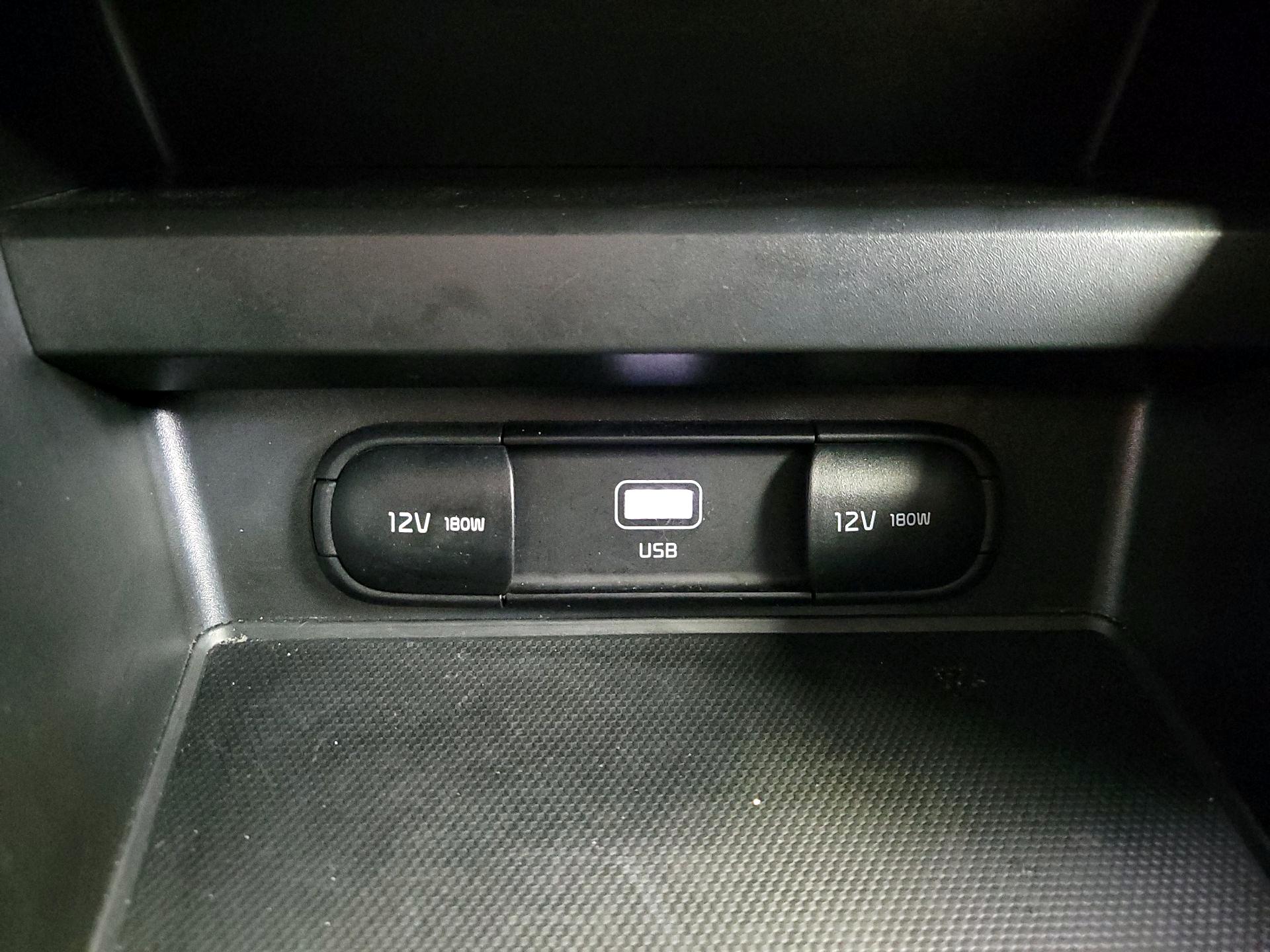 Thumbnail: 2025 Kia Soul - 18