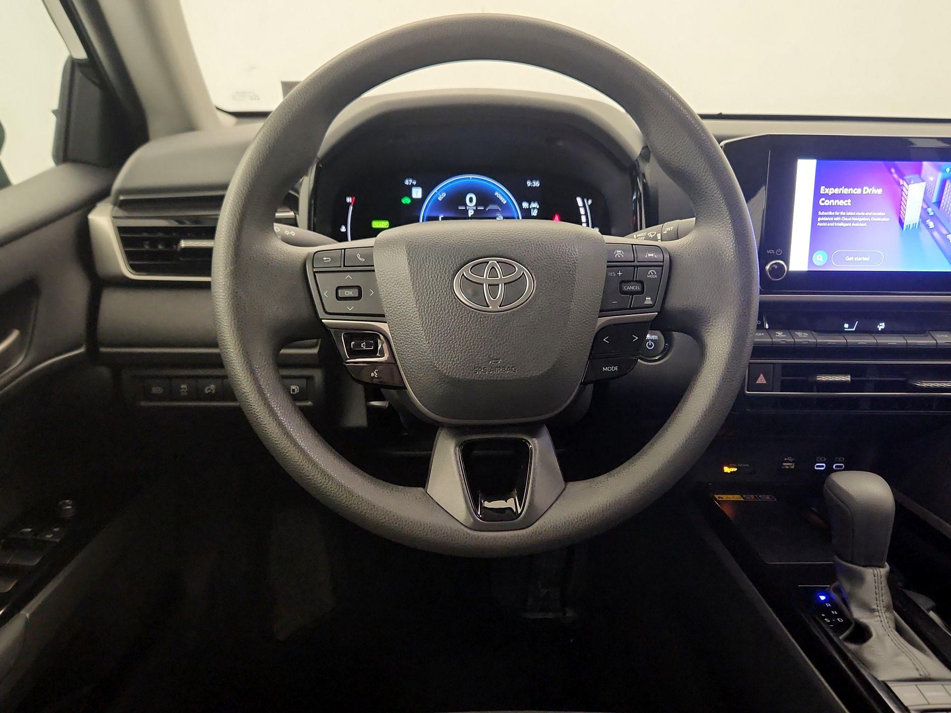 Thumbnail: 2025 Toyota Camry - 10