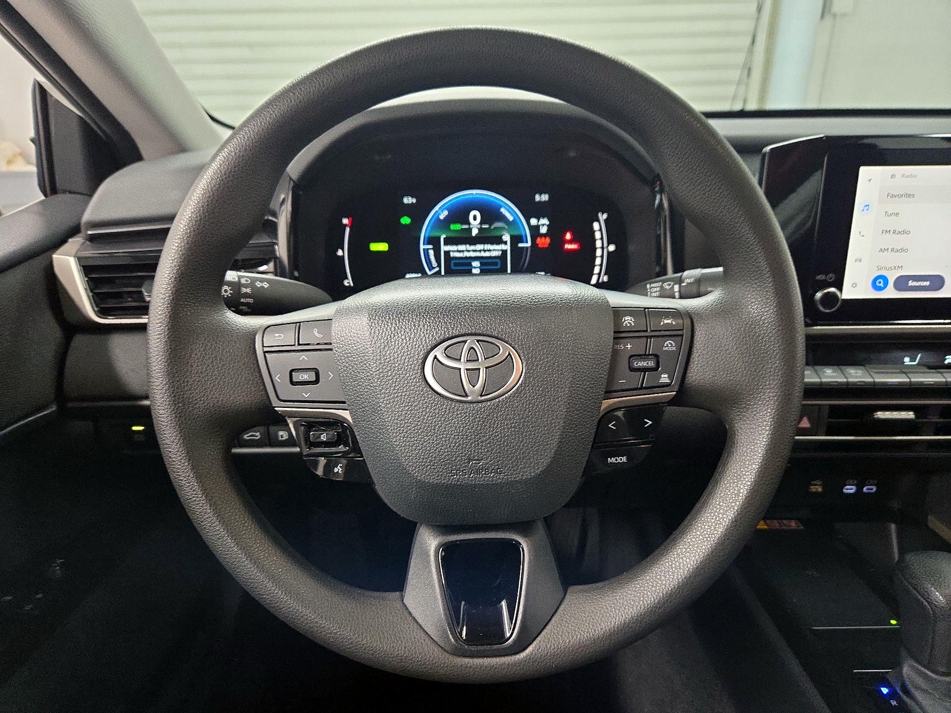 Thumbnail: 2025 Toyota Camry - 10