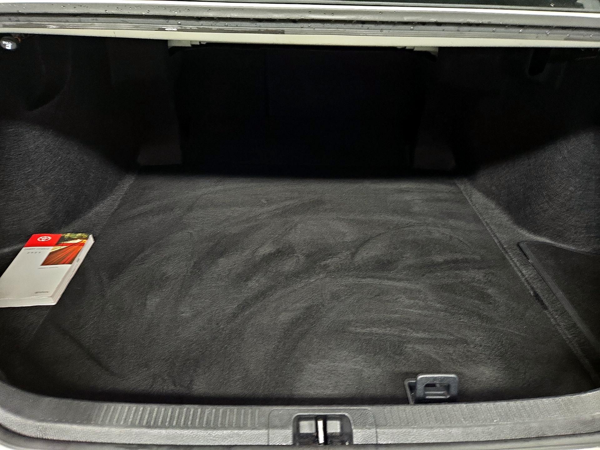 Thumbnail: 2025 Toyota Camry - 20