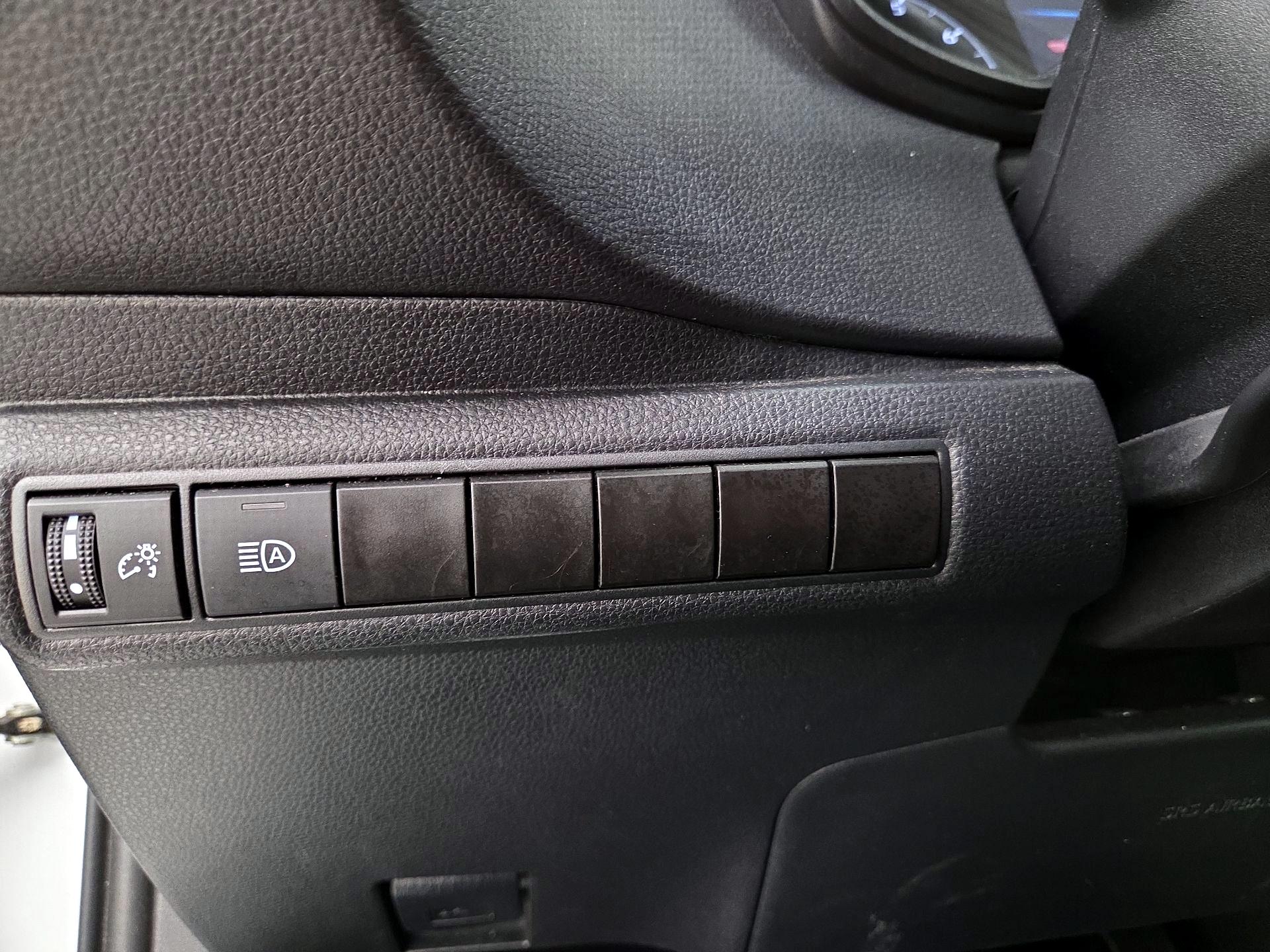 Thumbnail: 2024 Toyota Corolla - 13