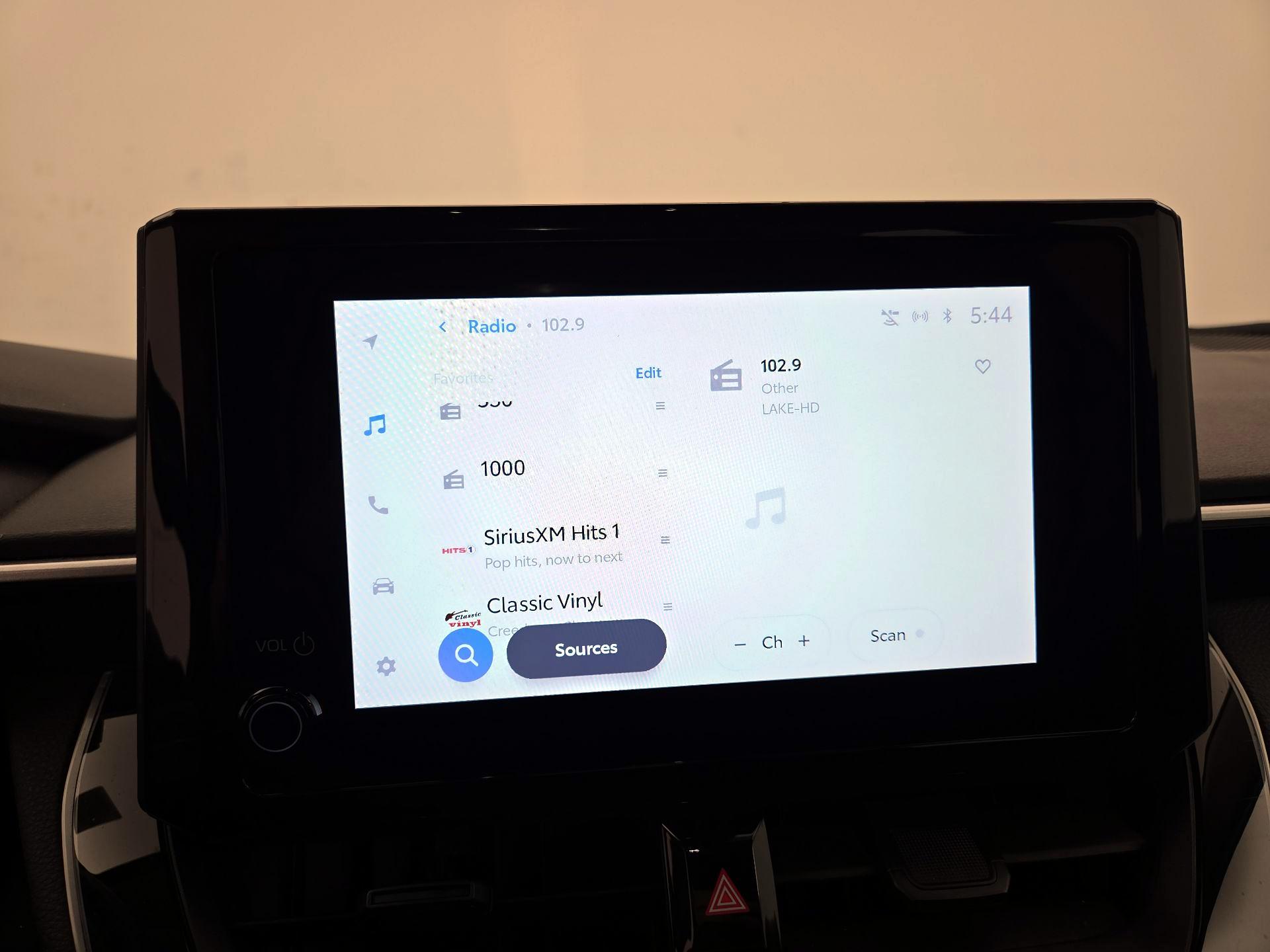 Thumbnail: 2024 Toyota Corolla - 15