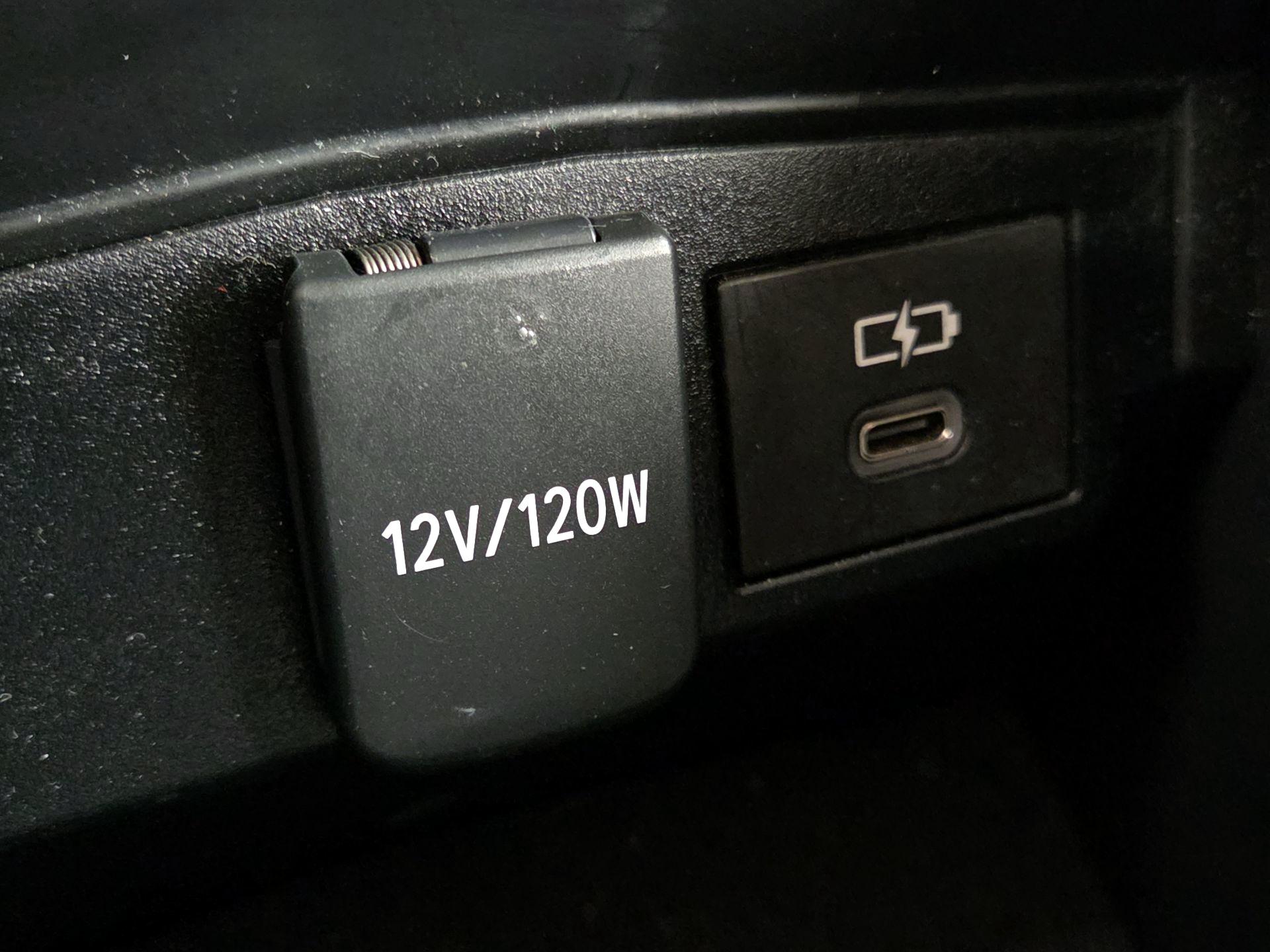 Thumbnail: 2024 Toyota Corolla - 18