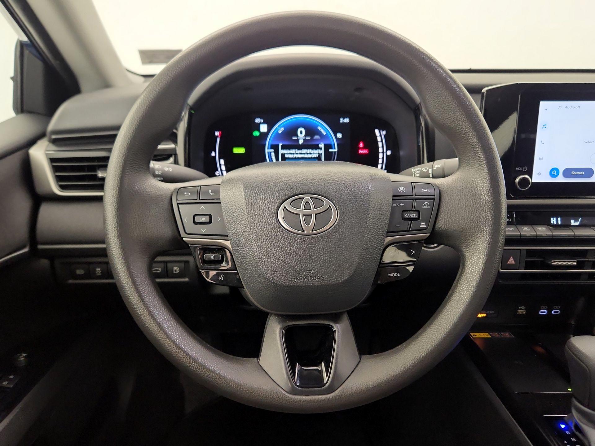 Thumbnail: 2025 Toyota Camry - 10