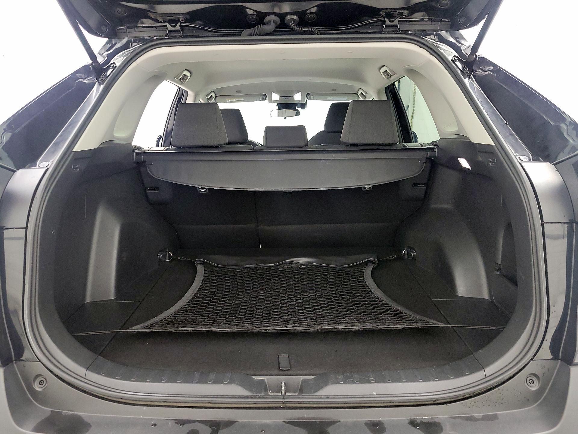 Thumbnail: 2025 Toyota RAV4 - 20