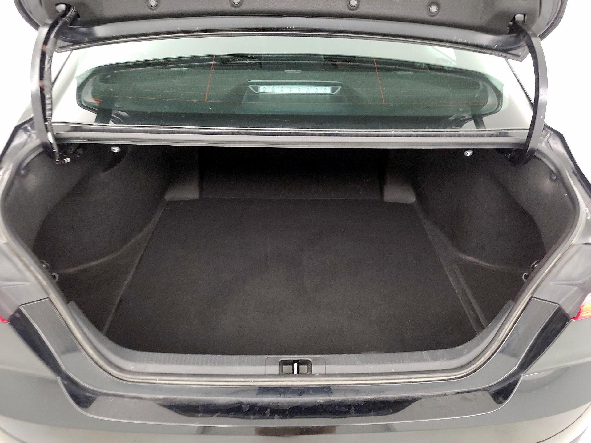 Thumbnail: 2025 Toyota Camry - 20