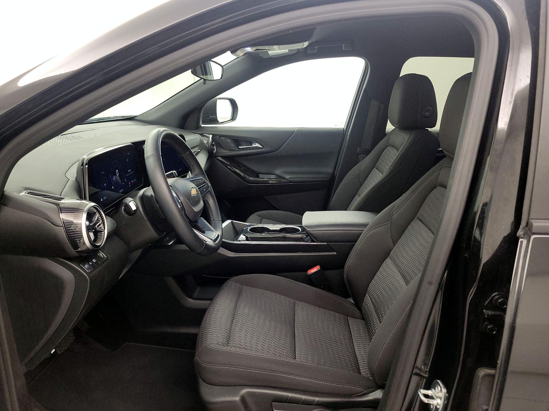 Thumbnail: 2025 Chevrolet Equinox - 11