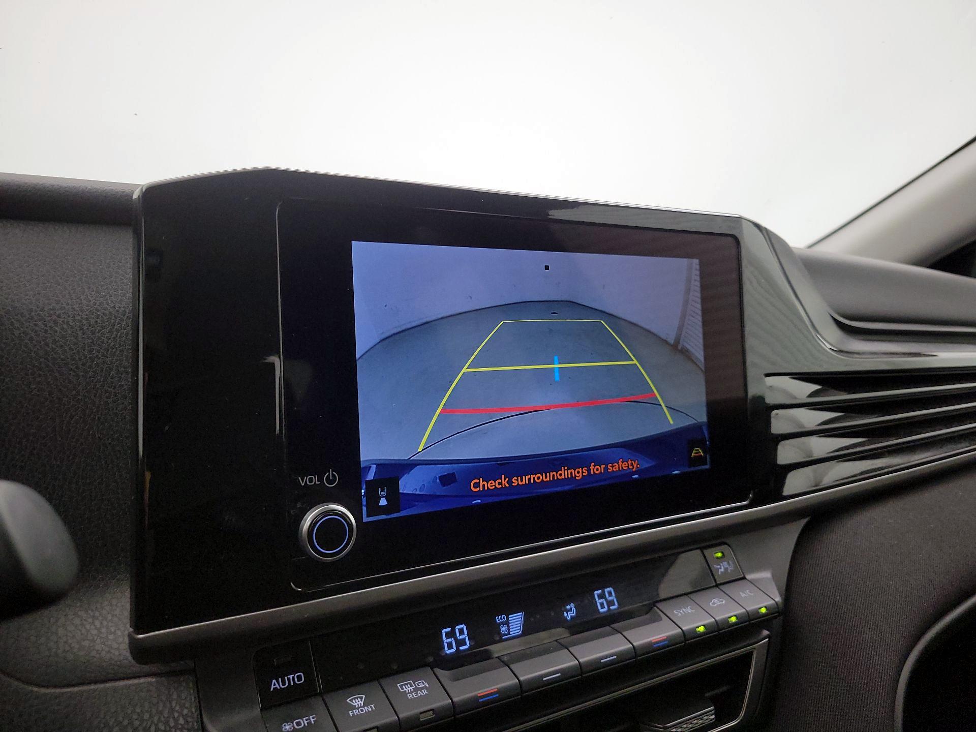 Thumbnail: 2025 Toyota Camry - 15