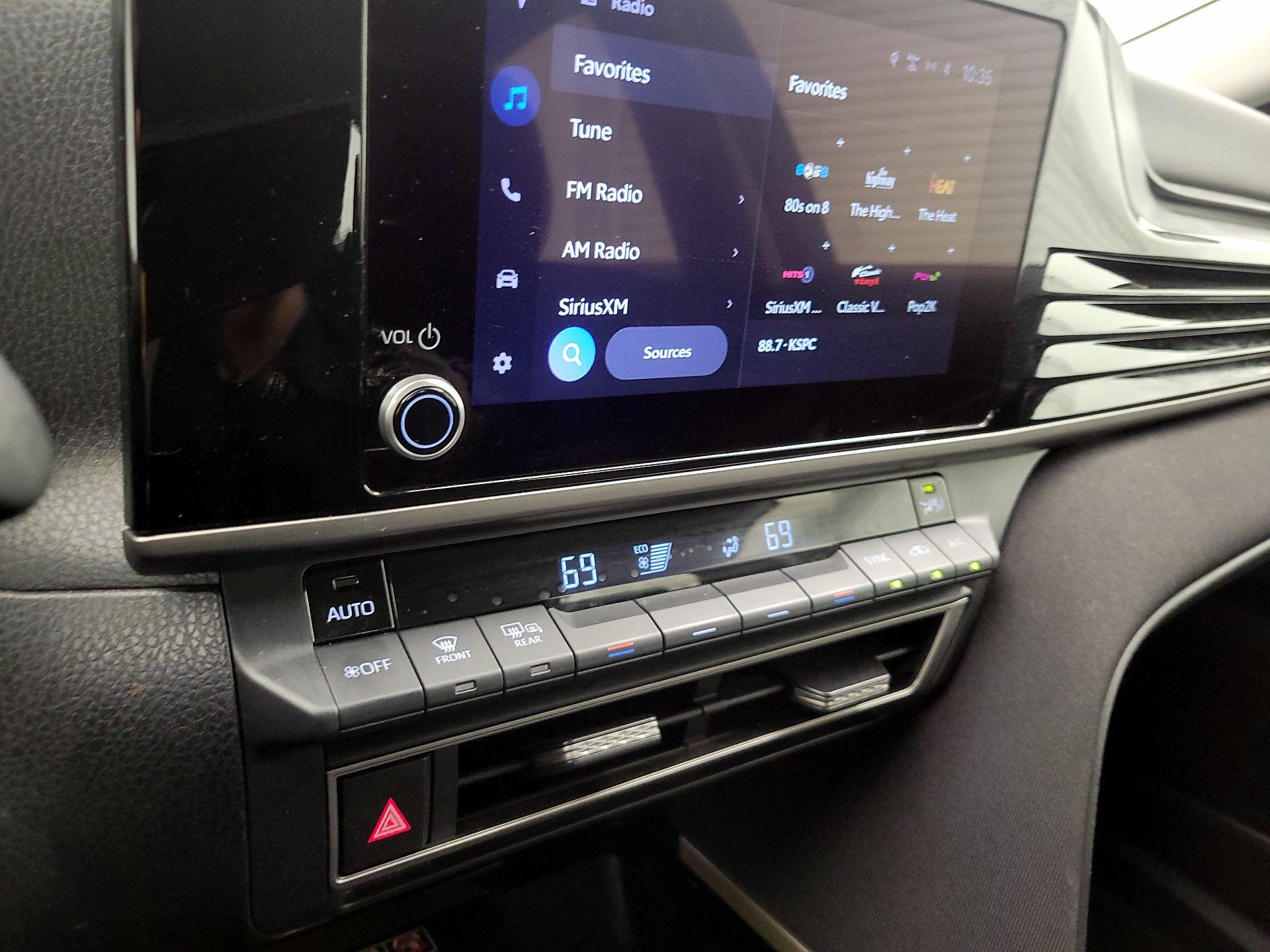 Thumbnail: 2025 Toyota Camry - 17