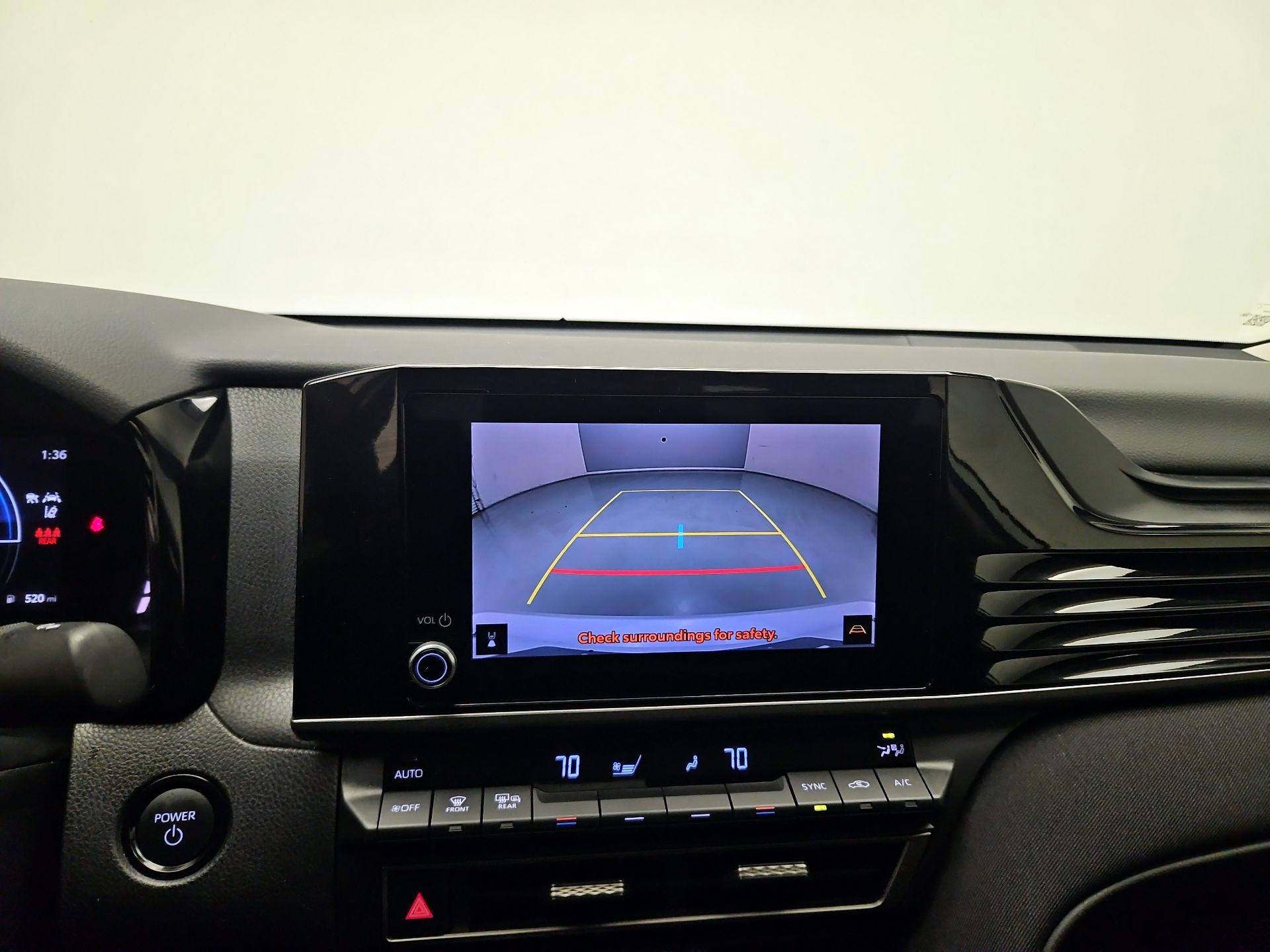 Thumbnail: 2025 Toyota Camry - 14