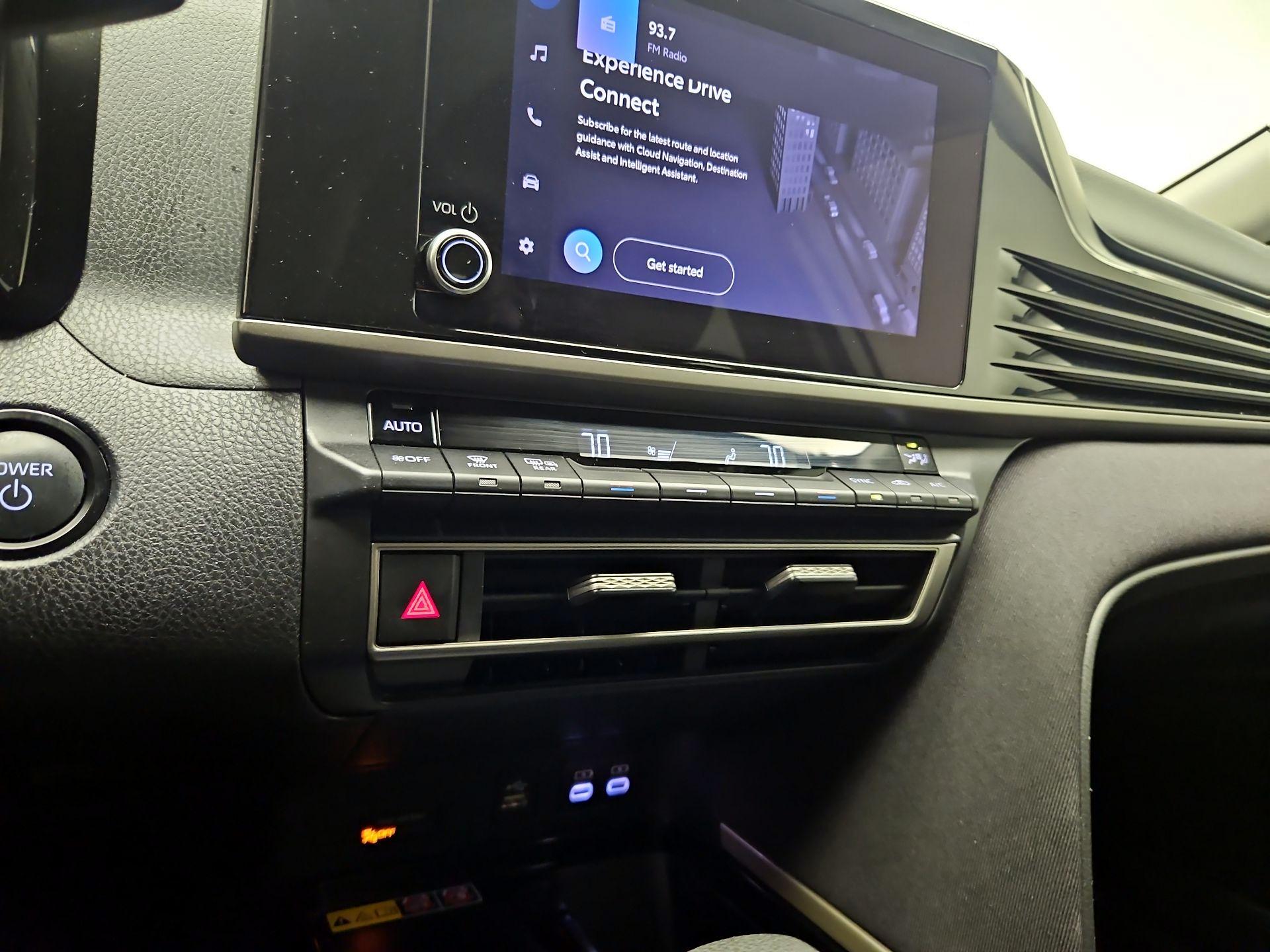 Thumbnail: 2025 Toyota Camry - 16