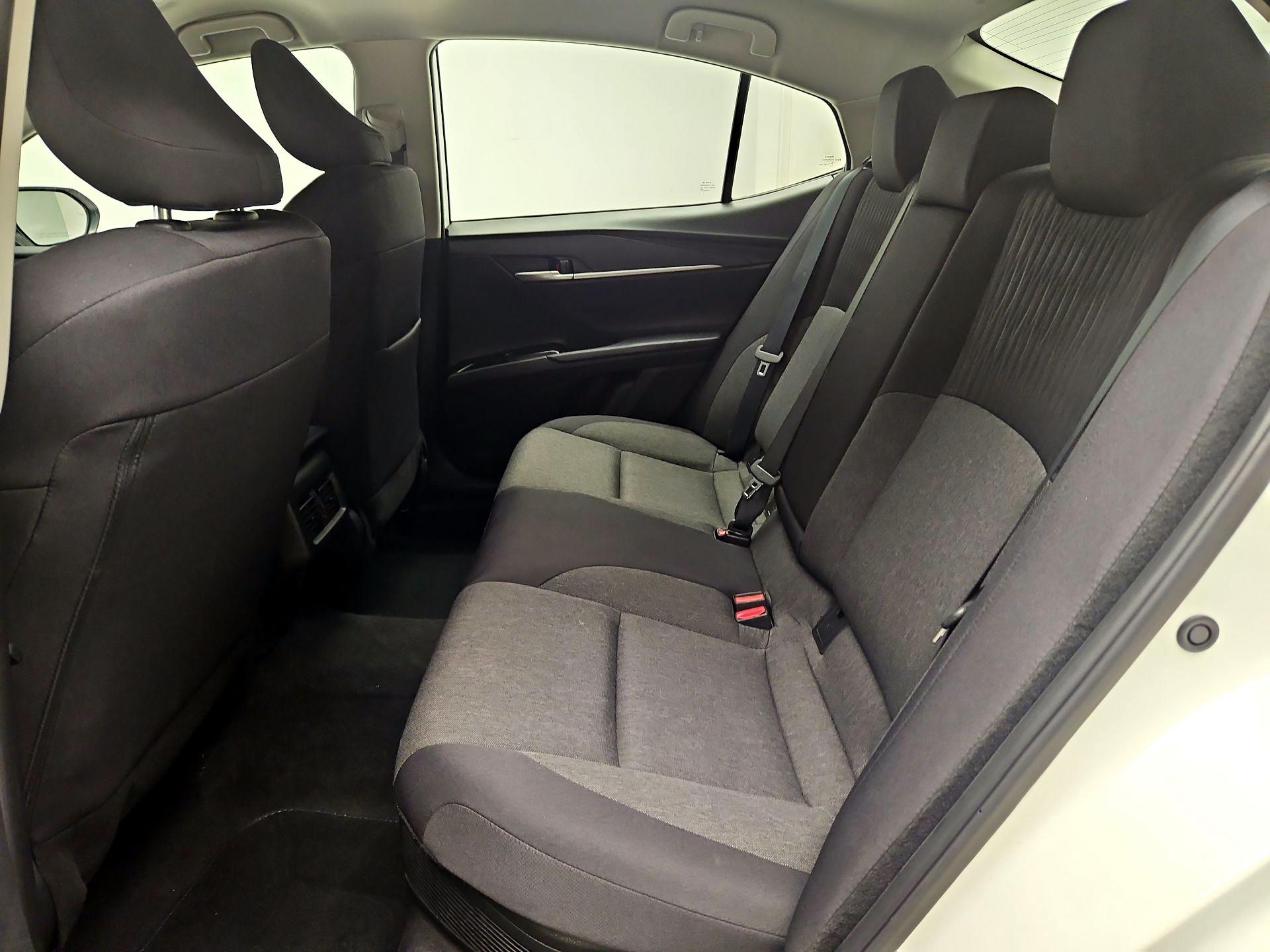 Thumbnail: 2025 Toyota Camry - 18