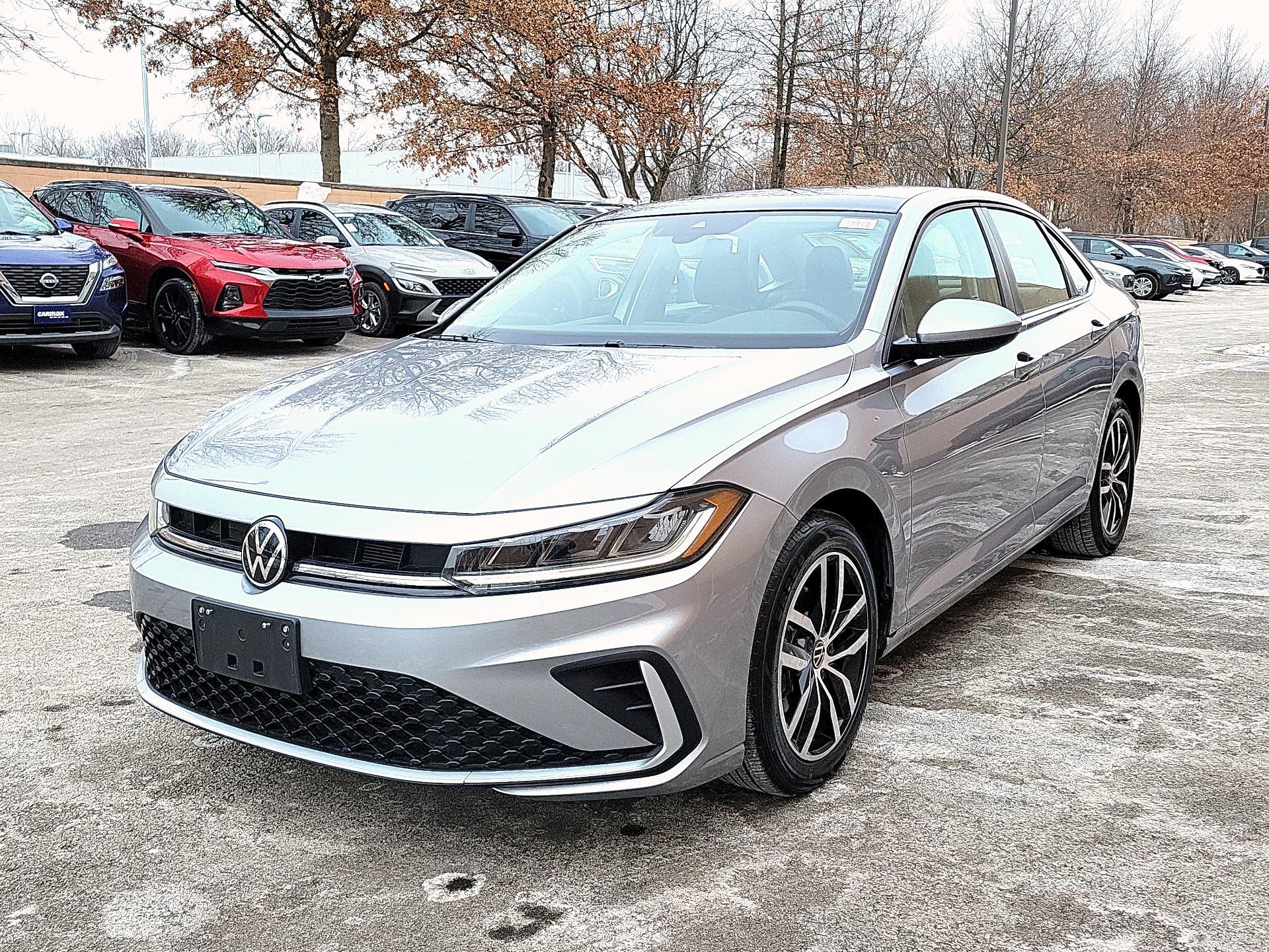 Thumbnail: 2025 Volkswagen Jetta - 3