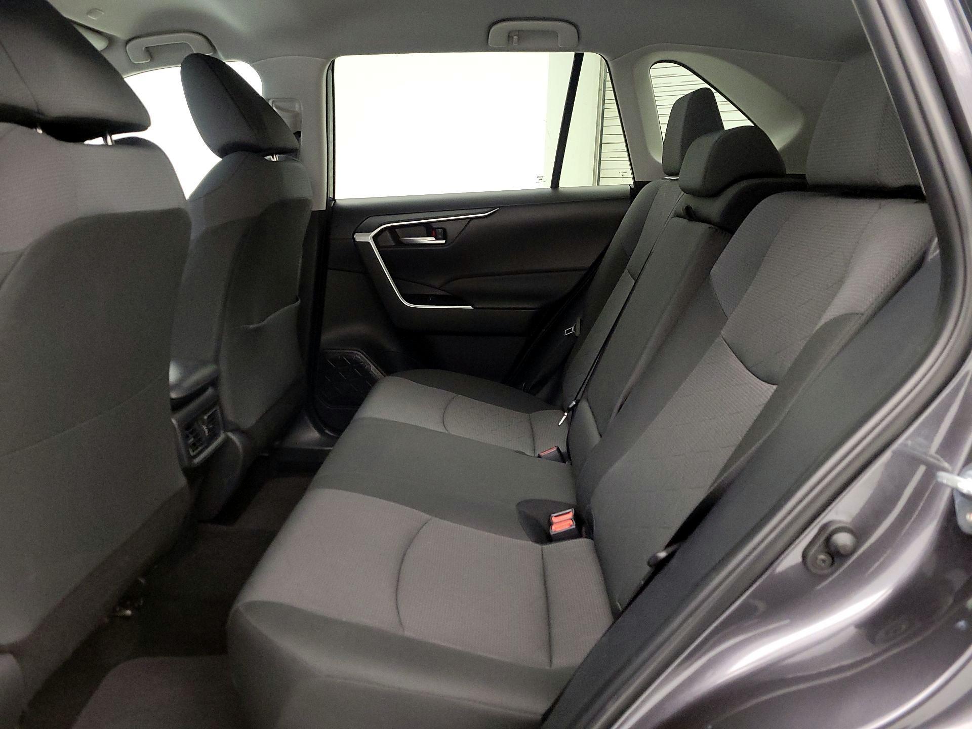 Thumbnail: 2025 Toyota RAV4 - 20