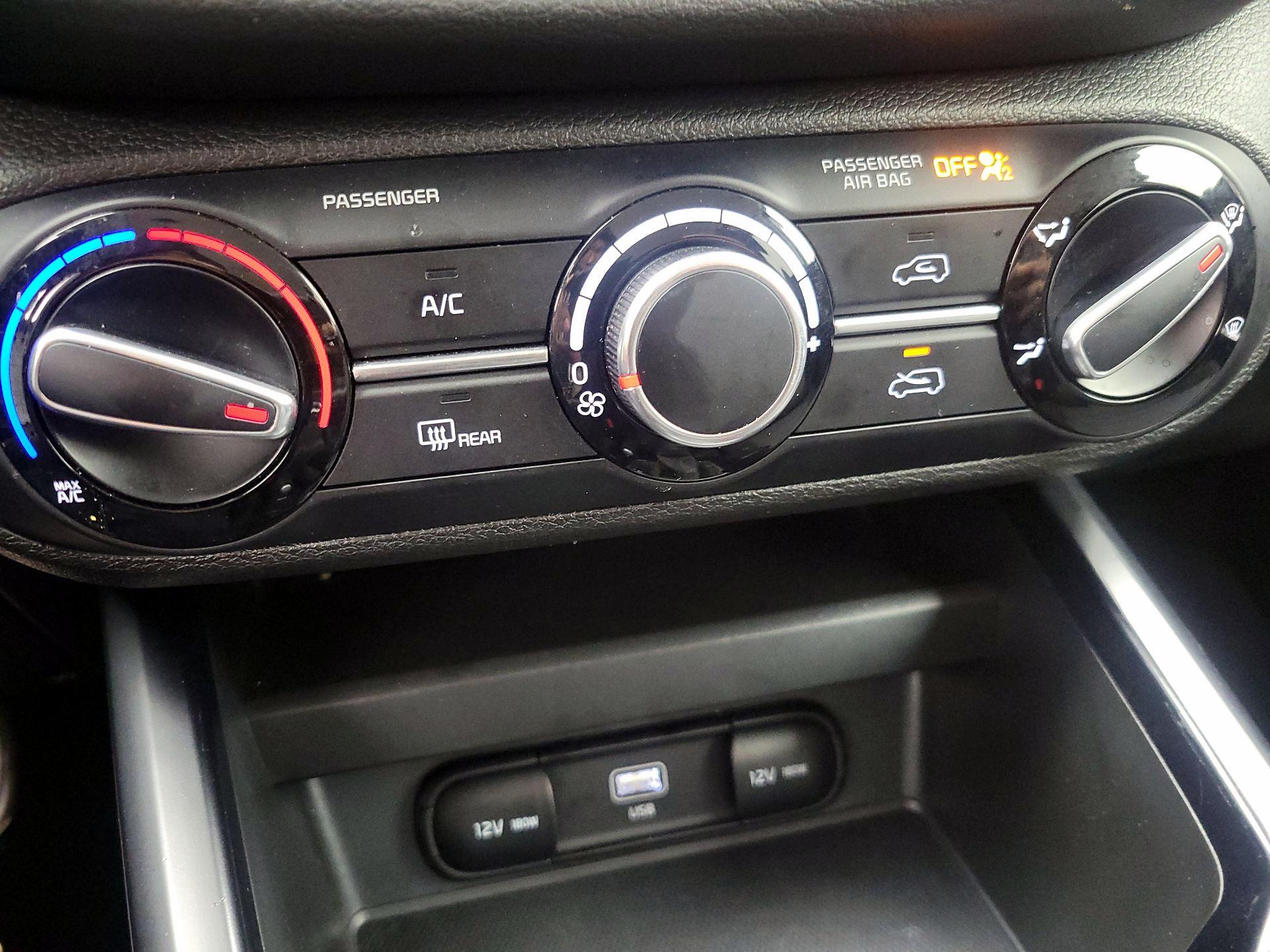 Thumbnail: 2025 Kia Soul - 16