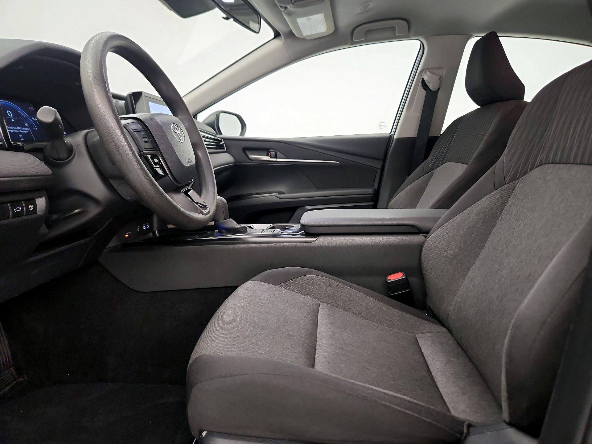 Thumbnail: 2025 Toyota Camry - 11