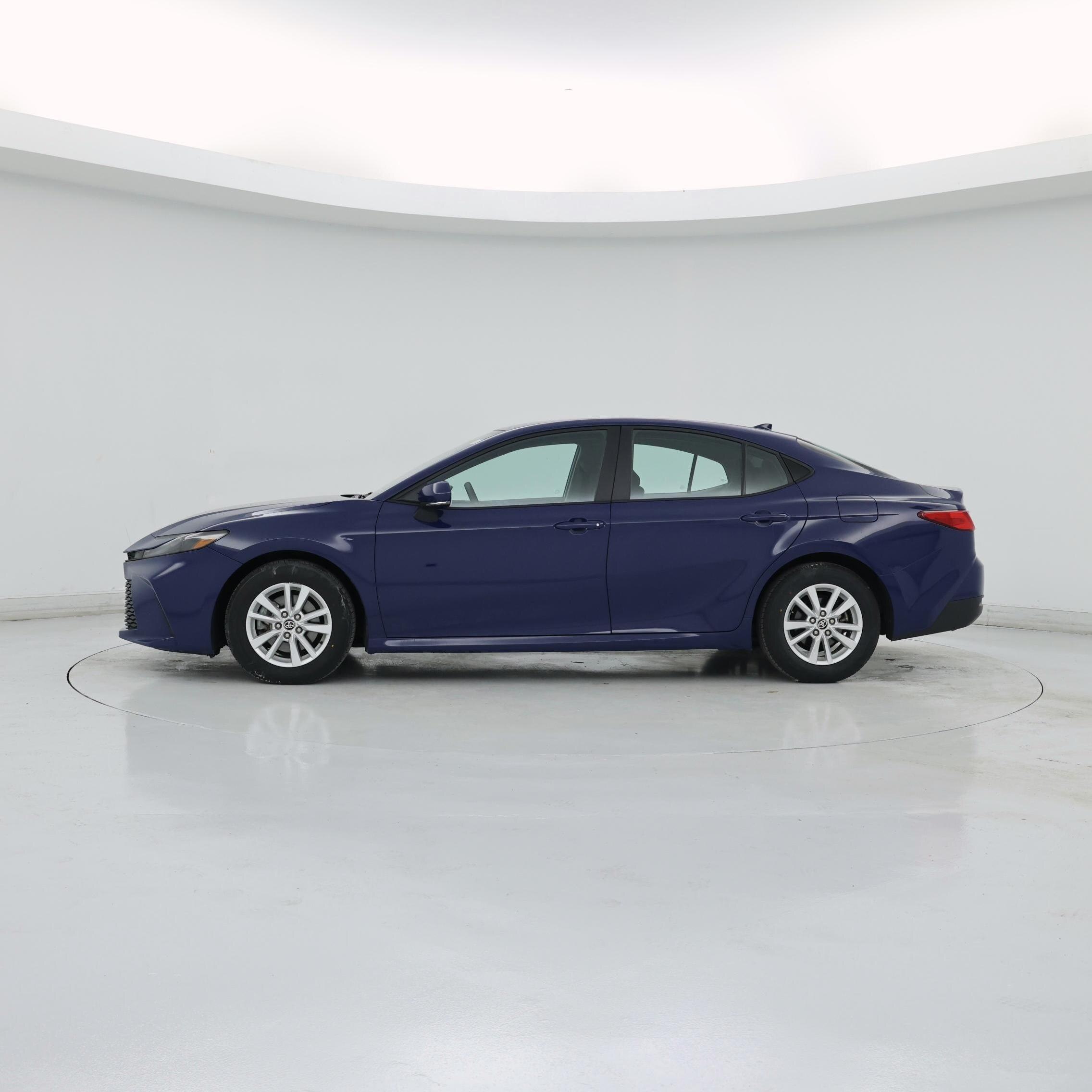 Thumbnail: 2025 Toyota Camry - 3