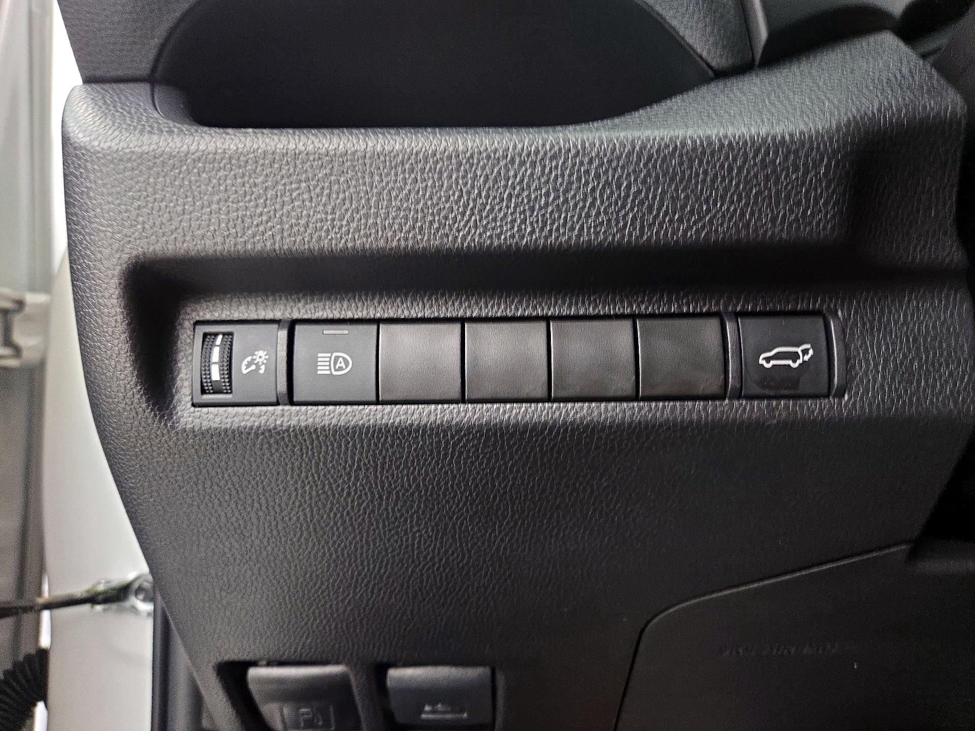 Thumbnail: 2025 Toyota RAV4 - 13