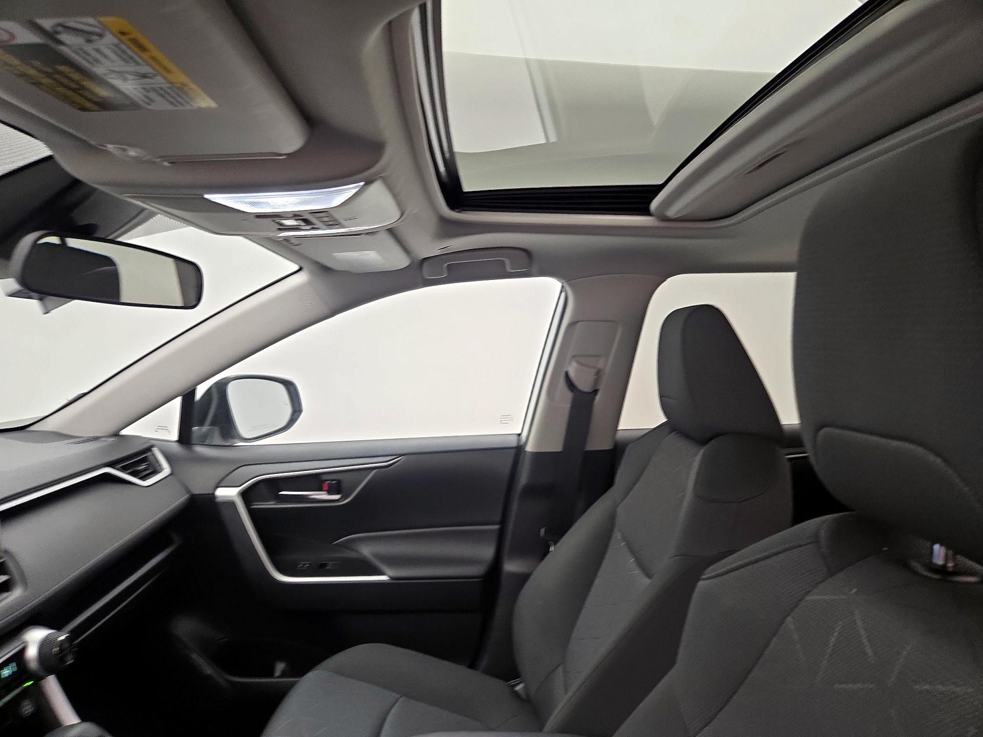 Thumbnail: 2025 Toyota RAV4 - 19