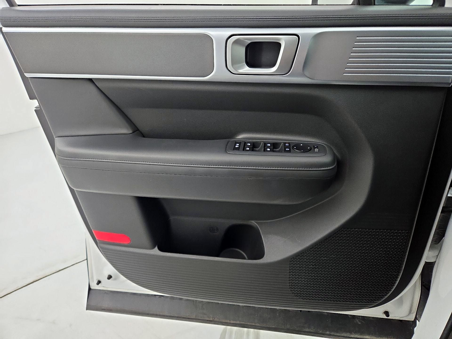 Thumbnail: 2025 Hyundai Santa Fe - 12