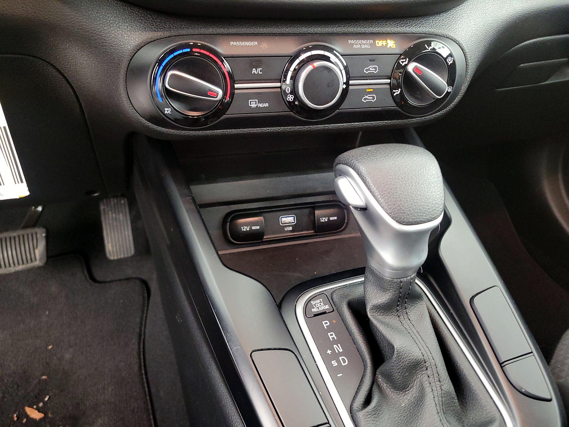 Thumbnail: 2025 Kia Soul - 16