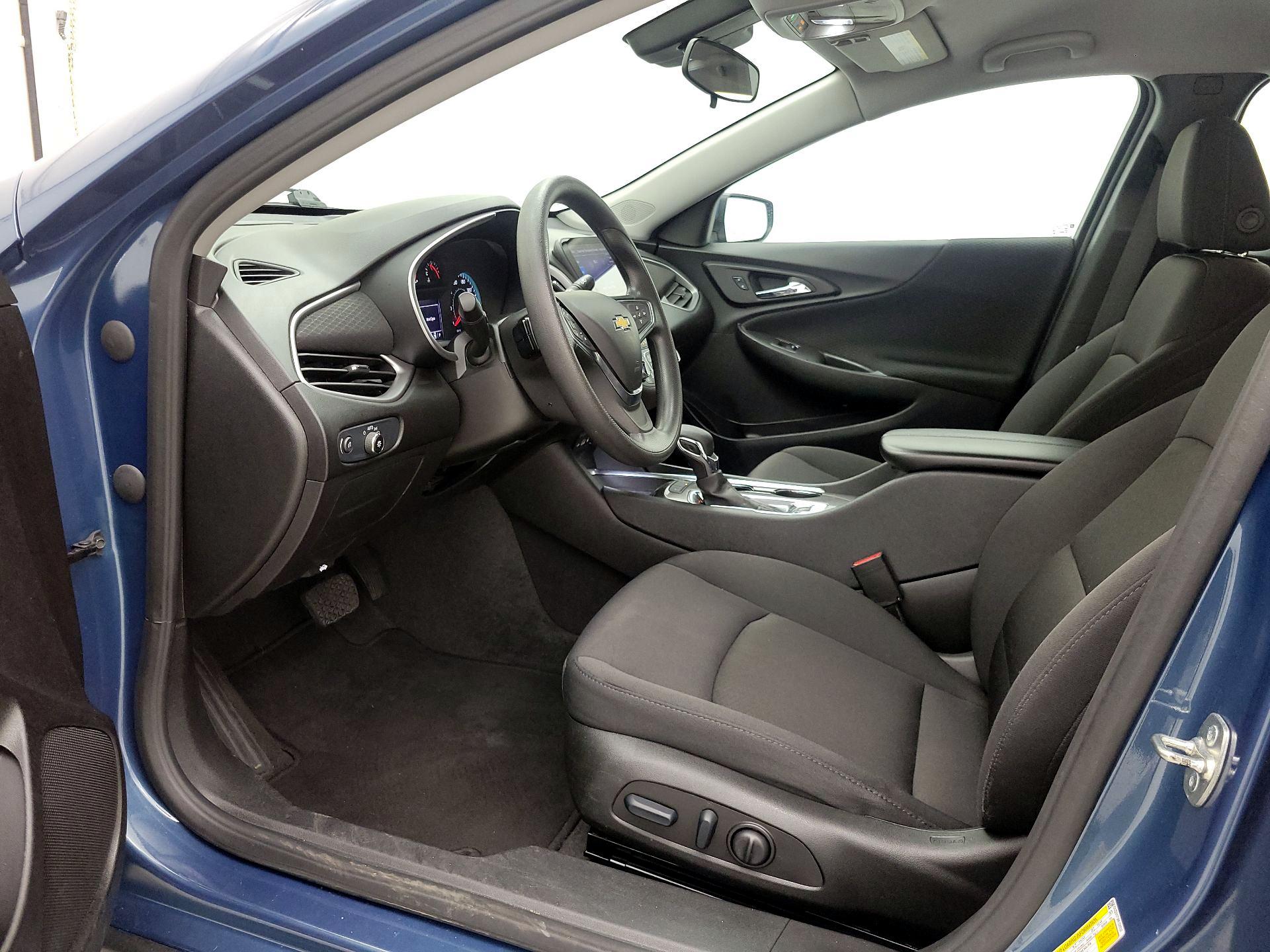 Thumbnail: 2024 Chevrolet Malibu - 11