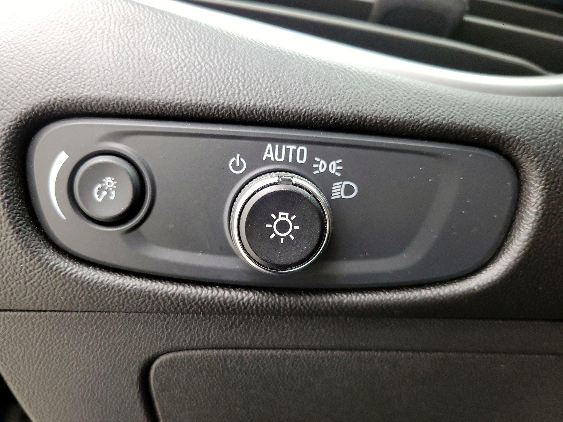 Thumbnail: 2024 Chevrolet Malibu - 13