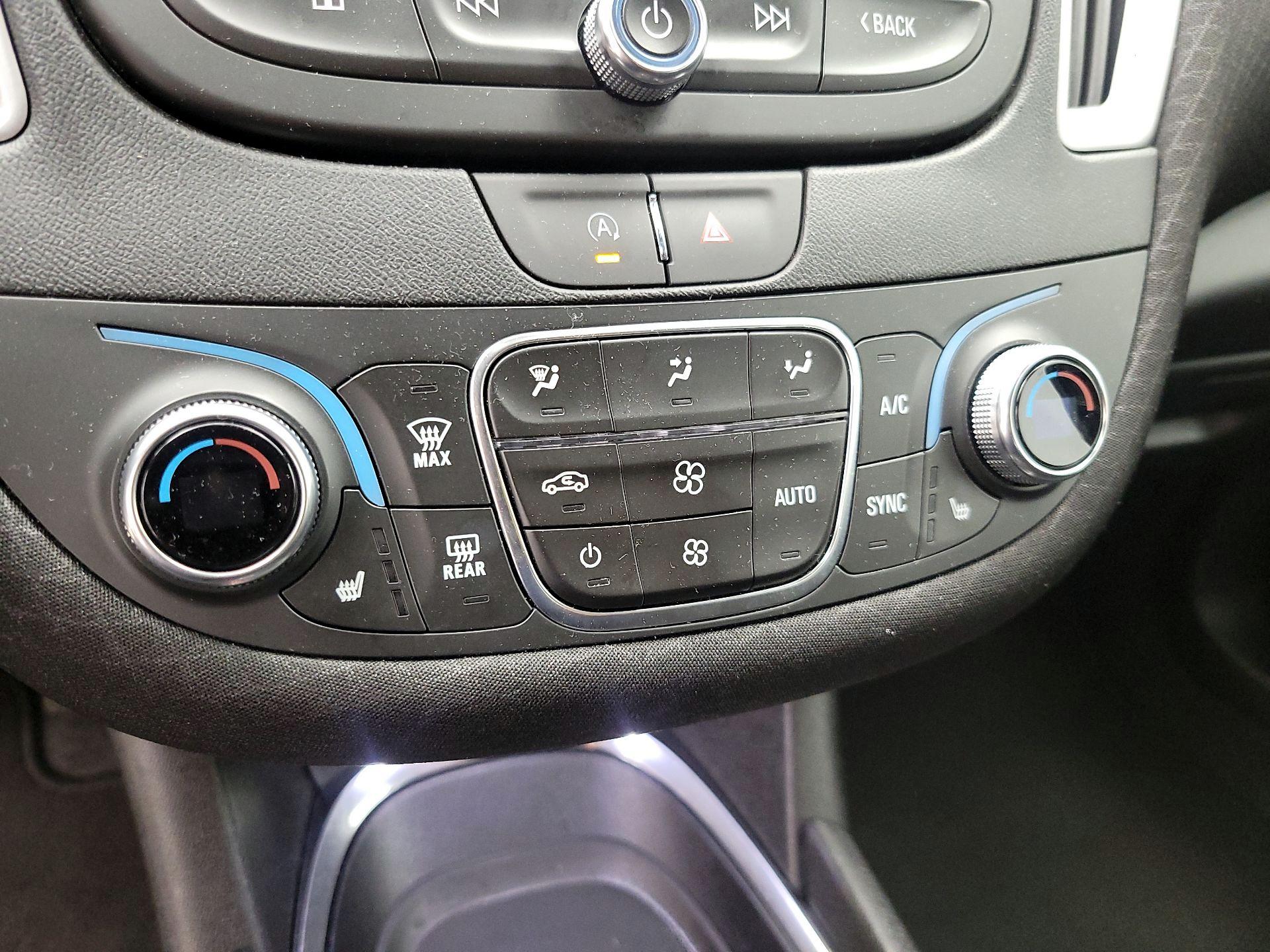 Thumbnail: 2024 Chevrolet Malibu - 16