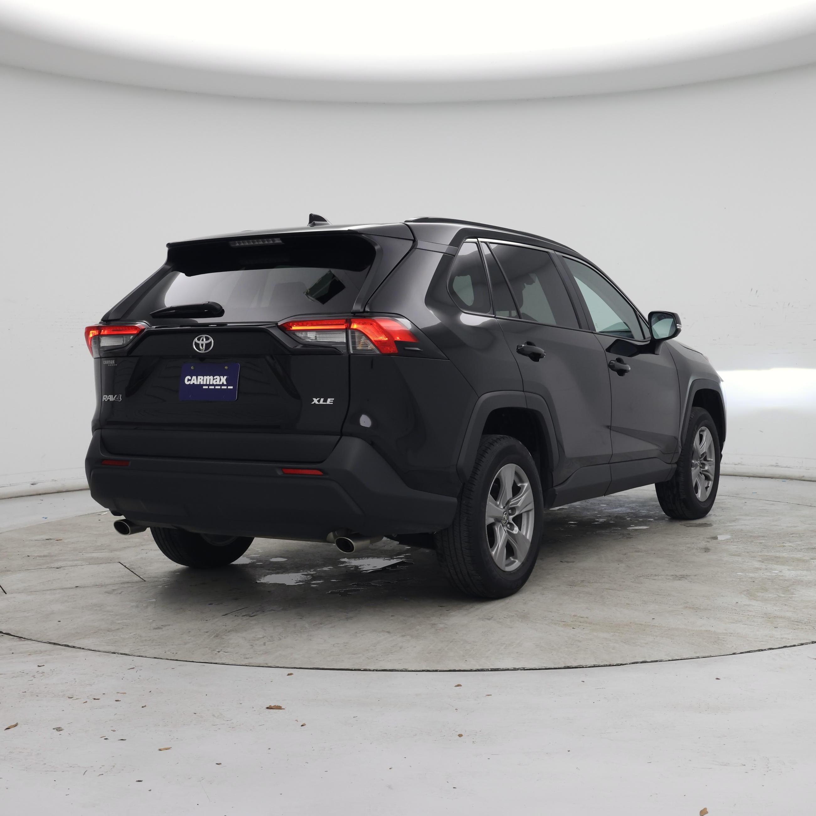 Thumbnail: 2025 Toyota RAV4 - 8