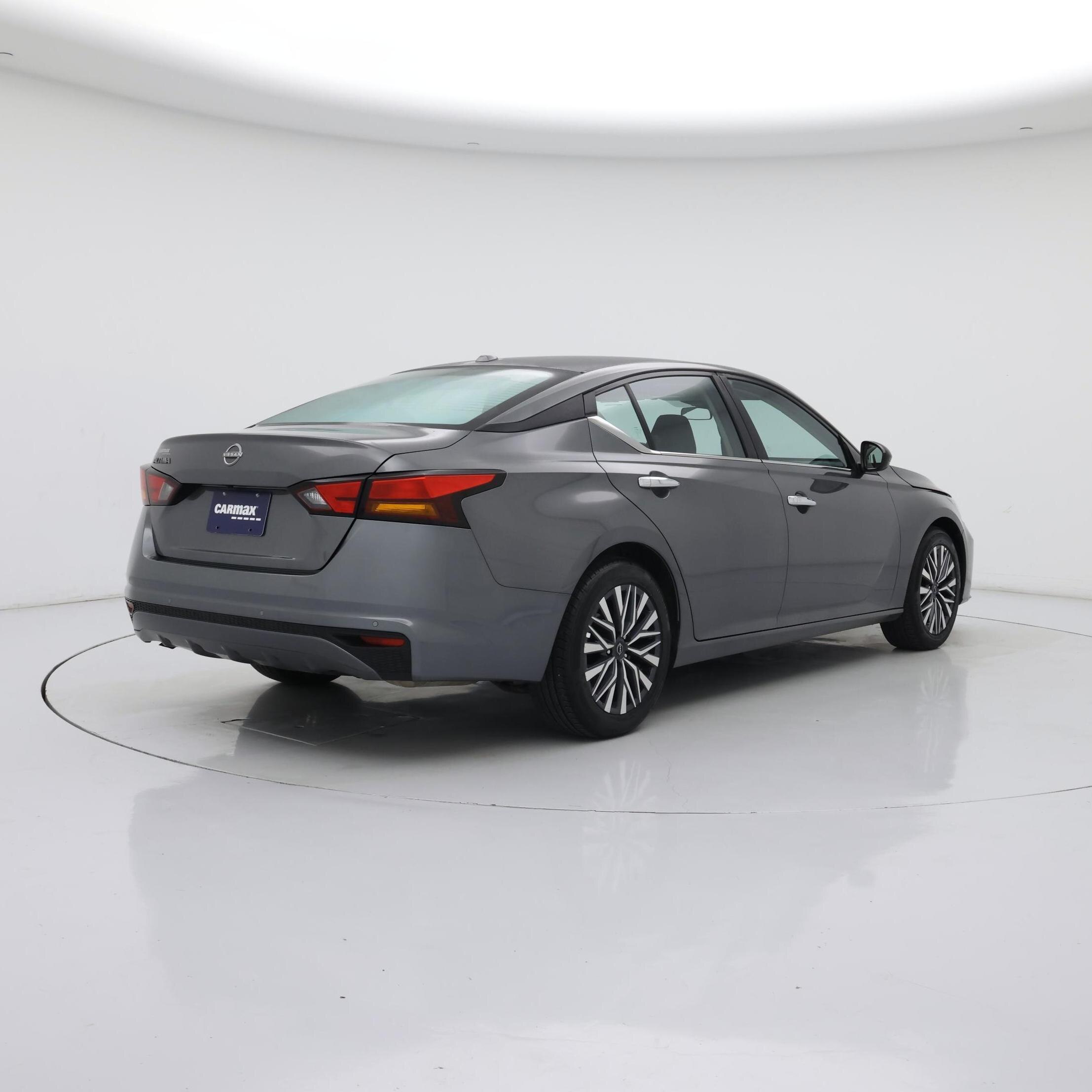 Thumbnail: 2025 Nissan Altima - 8