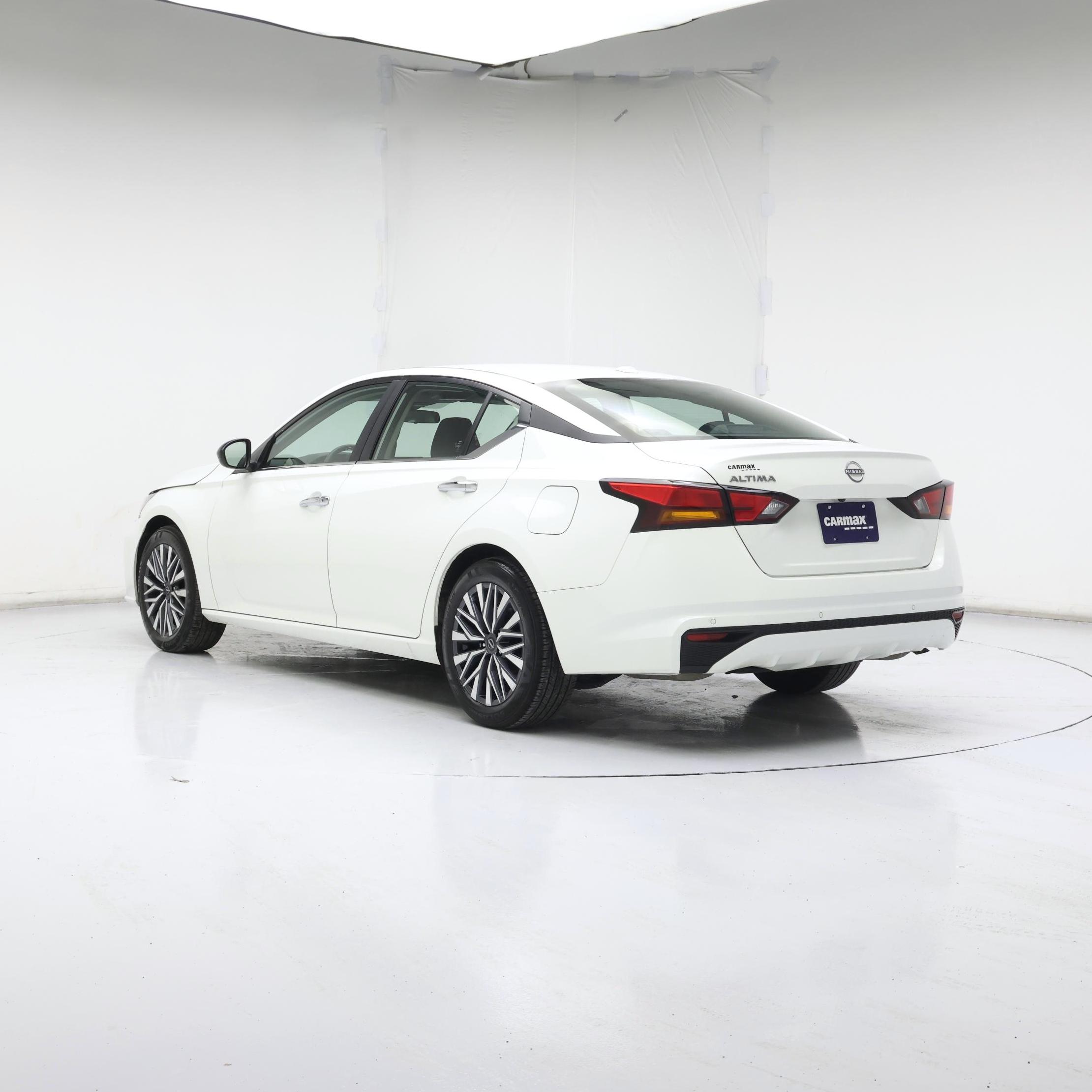 Thumbnail: 2025 Nissan Altima - 2