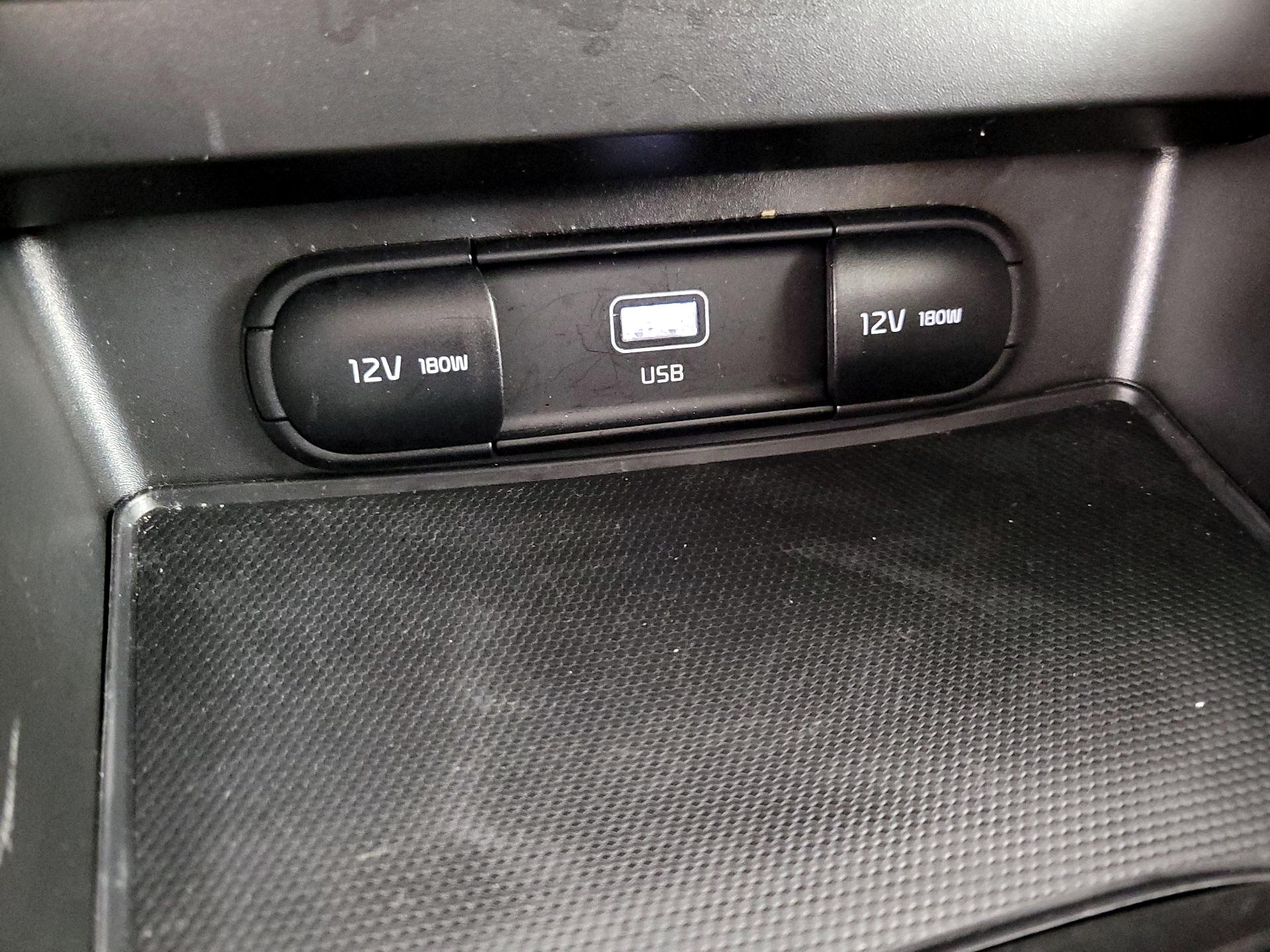 Thumbnail: 2025 Kia Soul - 18