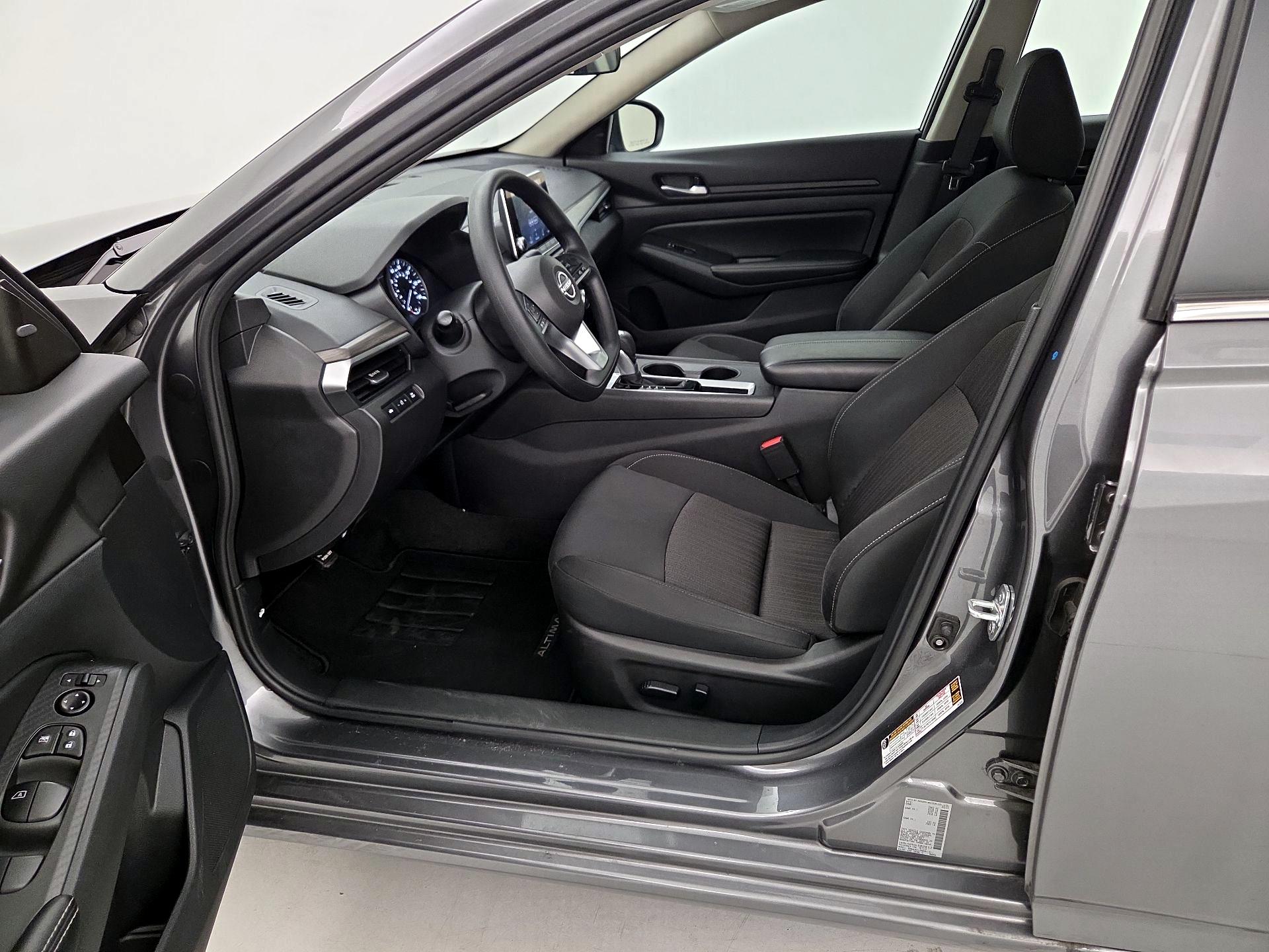 Thumbnail: 2025 Nissan Altima - 11