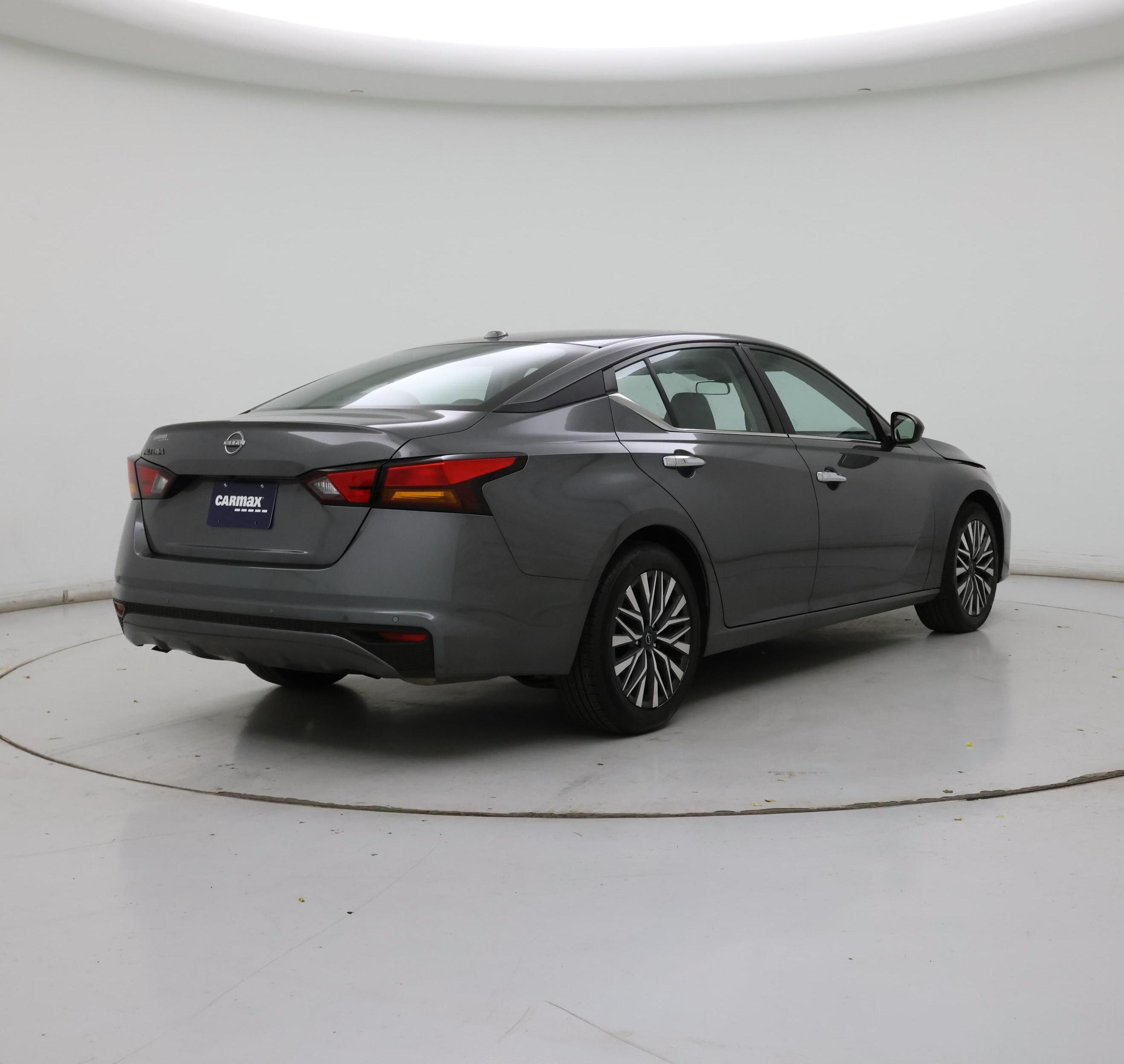 Thumbnail: 2025 Nissan Altima - 8