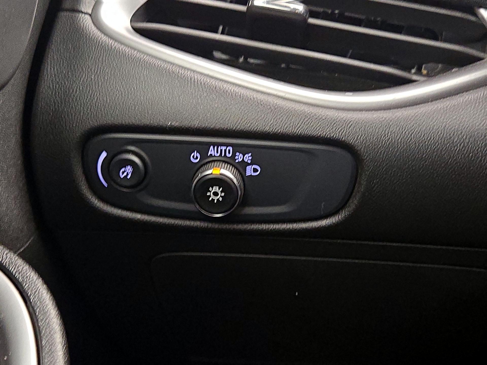 Thumbnail: 2024 Chevrolet Malibu - 13