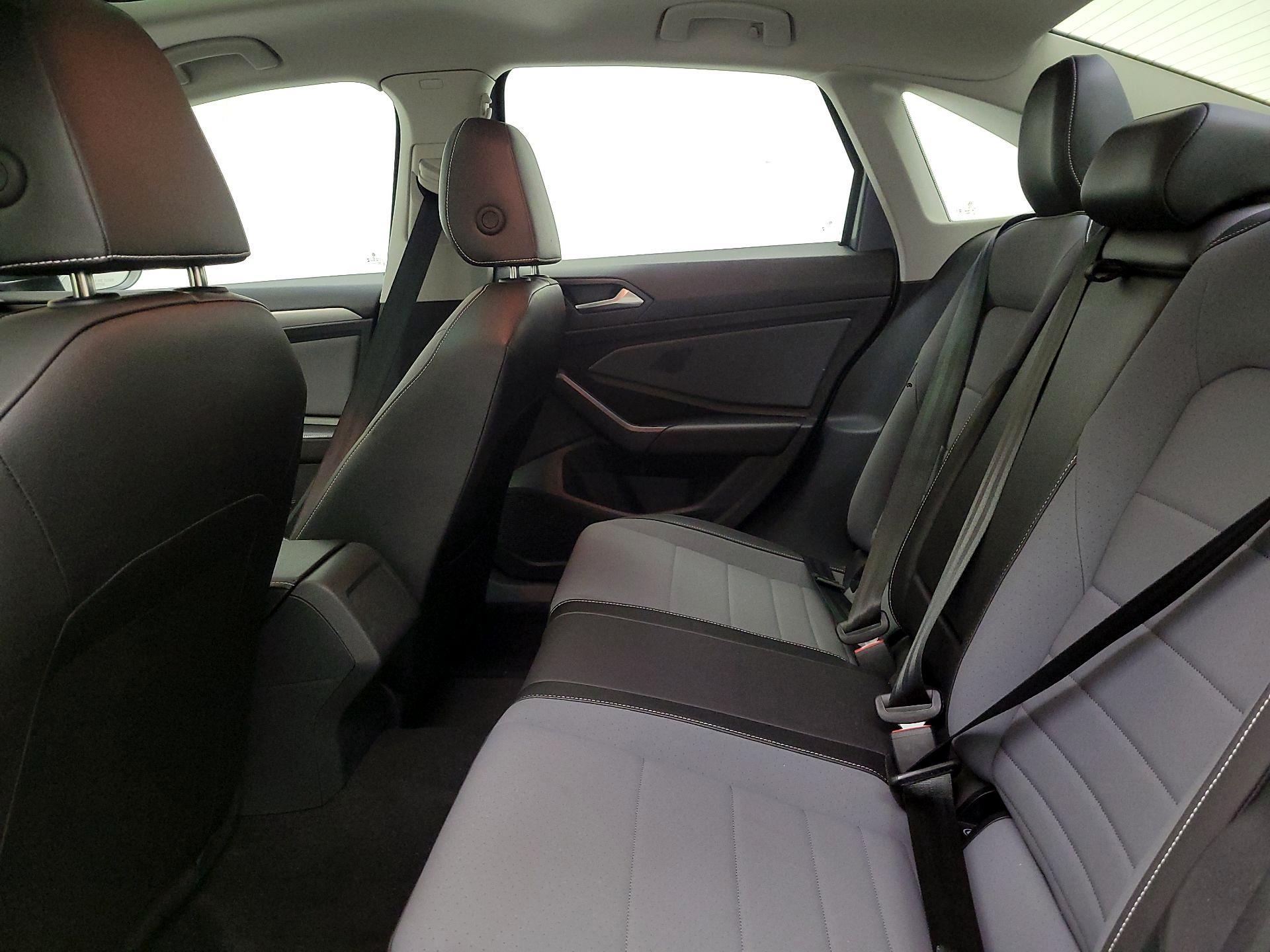 Thumbnail: 2025 Volkswagen Jetta - 19