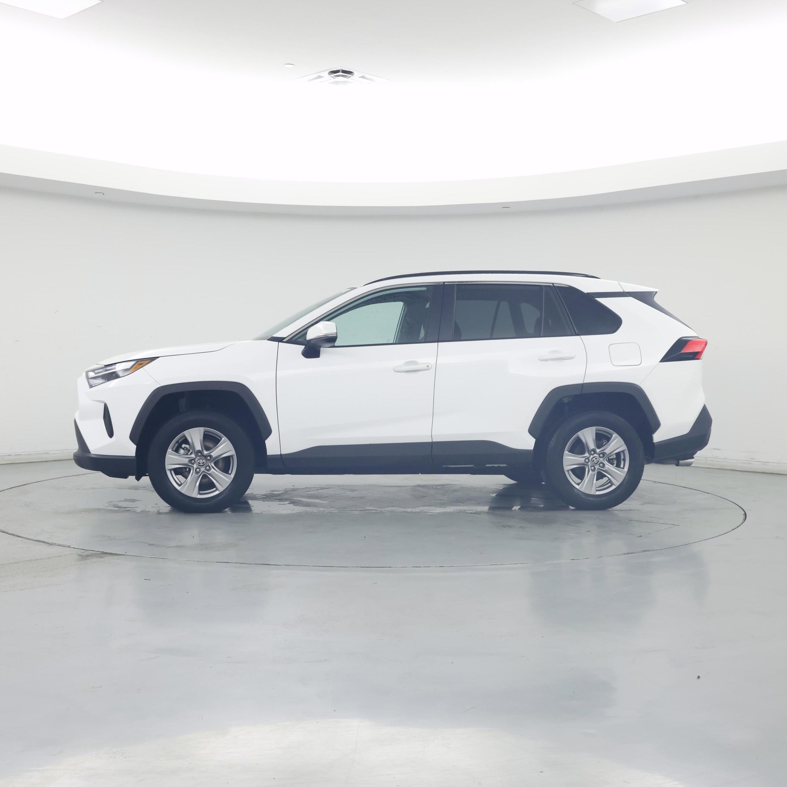 Thumbnail: 2025 Toyota RAV4 - 3