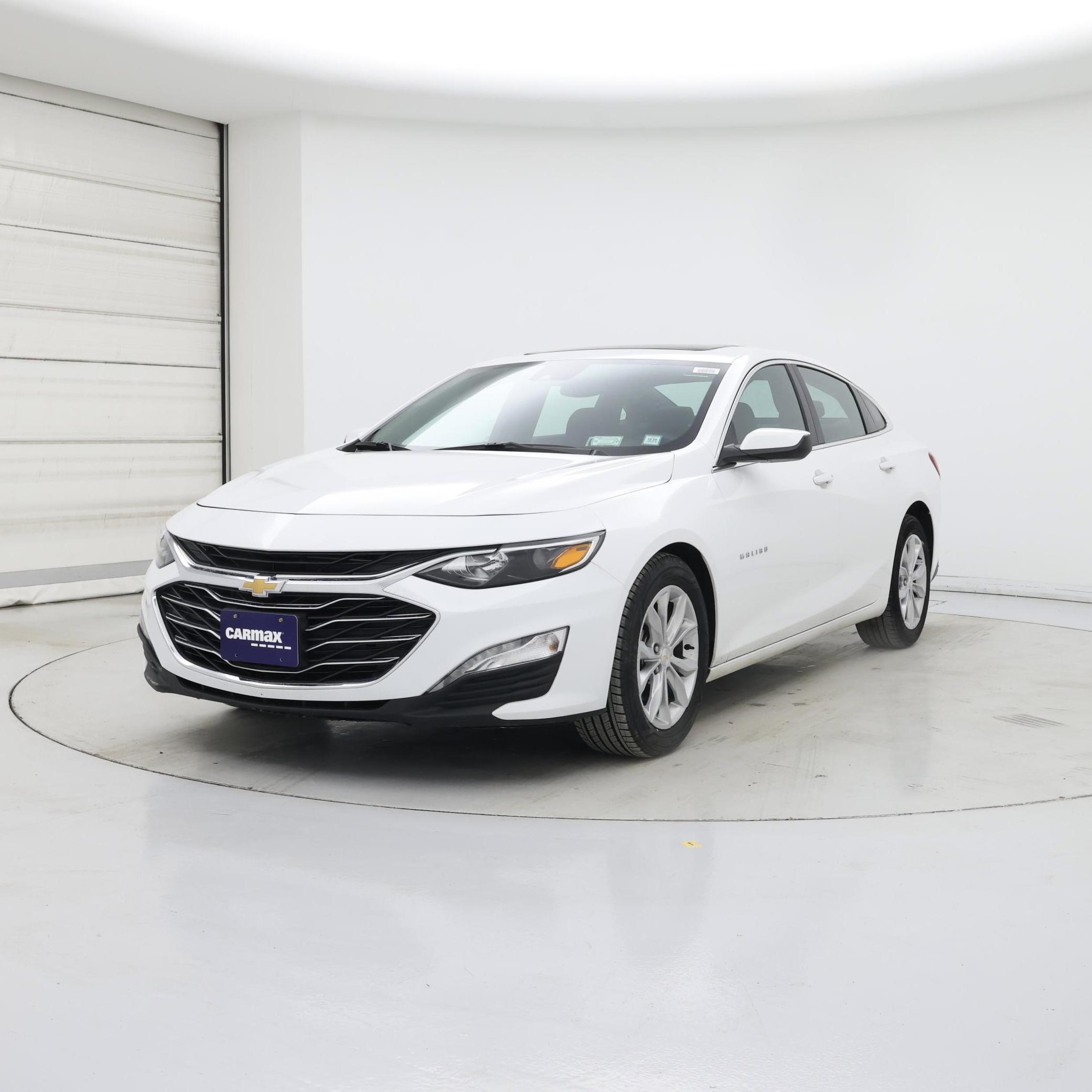 Thumbnail: 2024 Chevrolet Malibu - 4