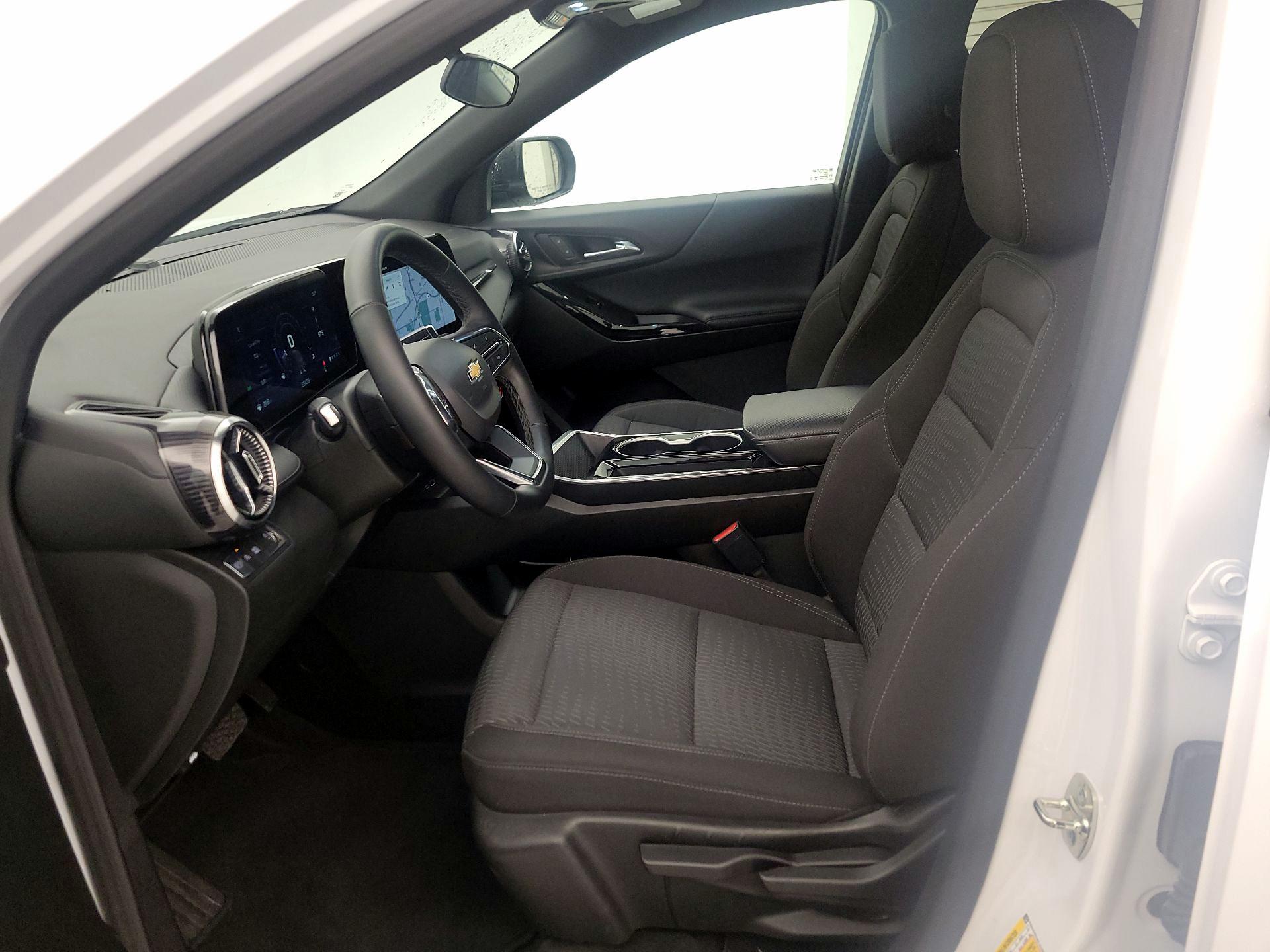 Thumbnail: 2025 Chevrolet Equinox - 11